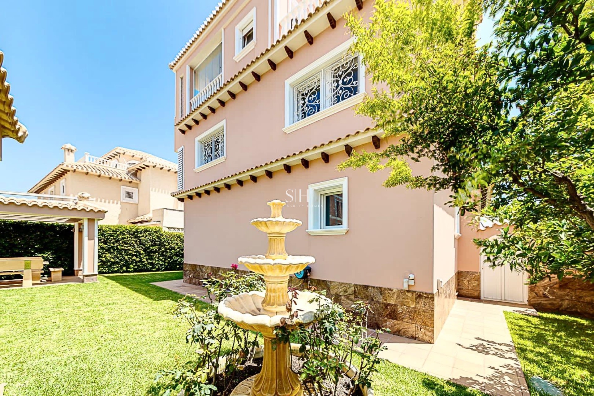 Перепродажа - Villa - Orihuela Costa - La Zenia