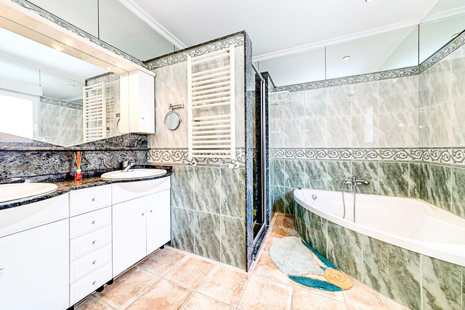 Перепродажа - Villa - Orihuela Costa - La Zenia