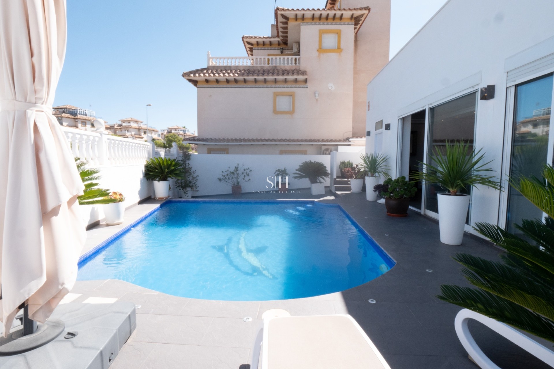 Перепродажа - Villa - Orihuela Costa - La Zenia