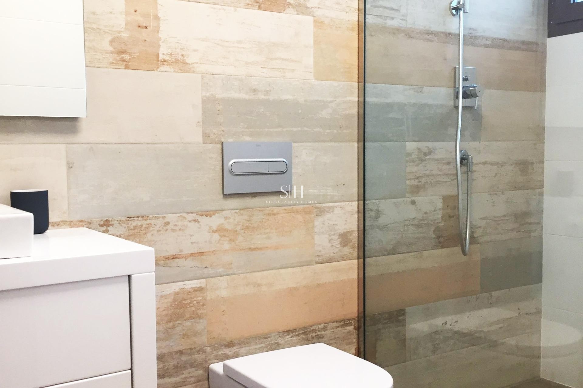 Перепродажа - Villa - Orihuela Costa - Las Colinas Golf