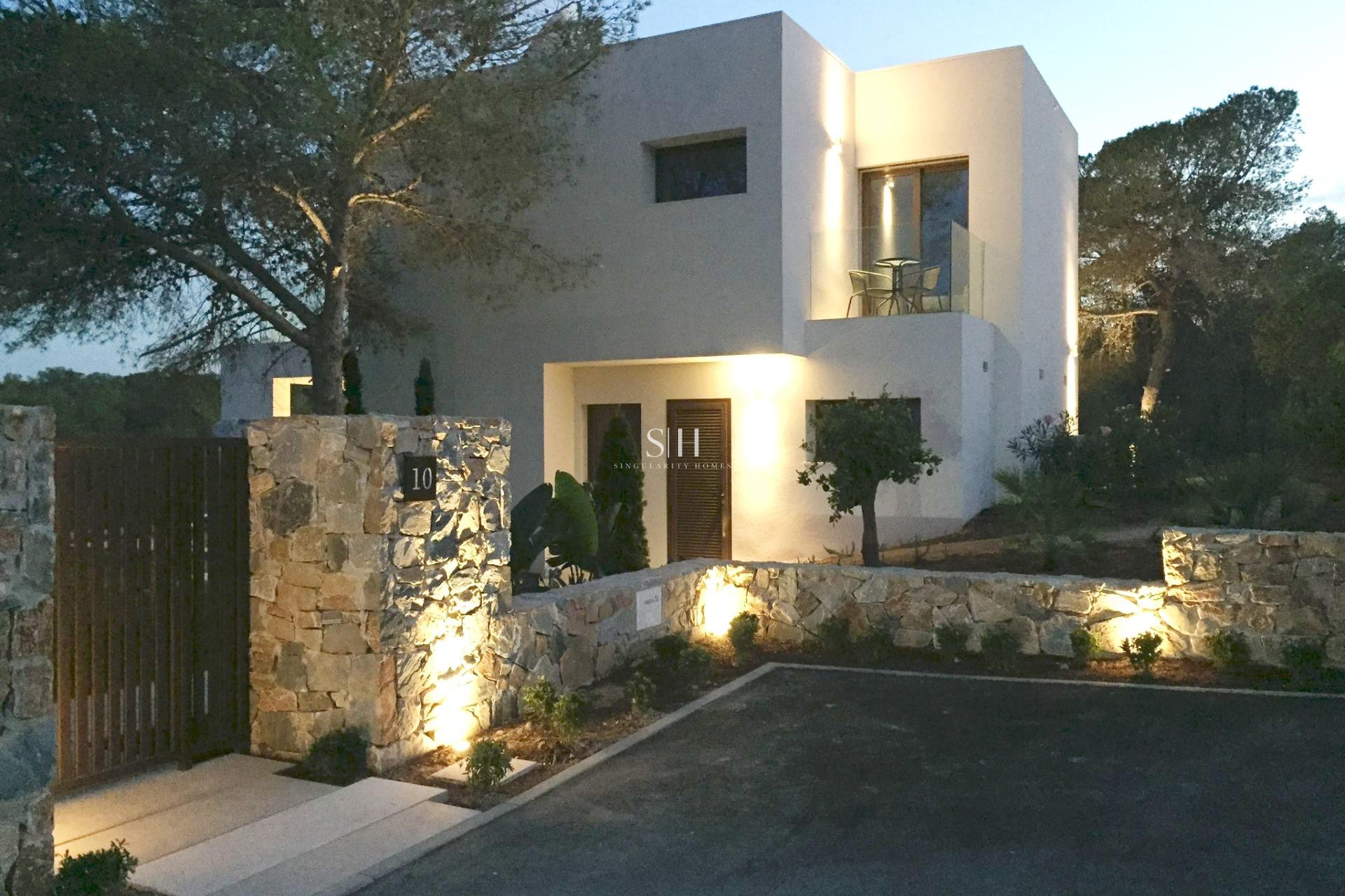 Перепродажа - Villa - Orihuela Costa - Las Colinas Golf