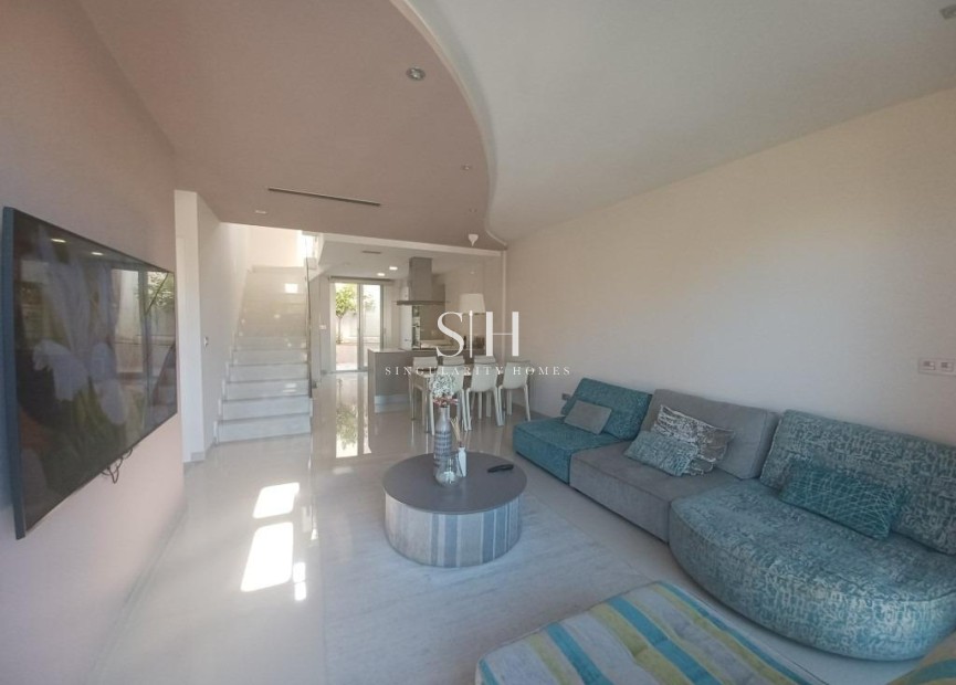 Перепродажа - Villa - Orihuela Costa - Las Filipinas