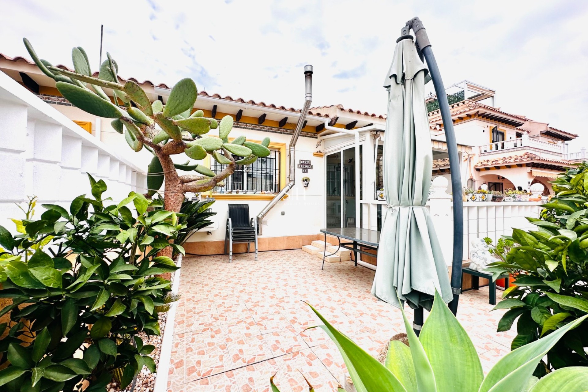 Перепродажа - Villa - Orihuela Costa - Lomas de Cabo Roig