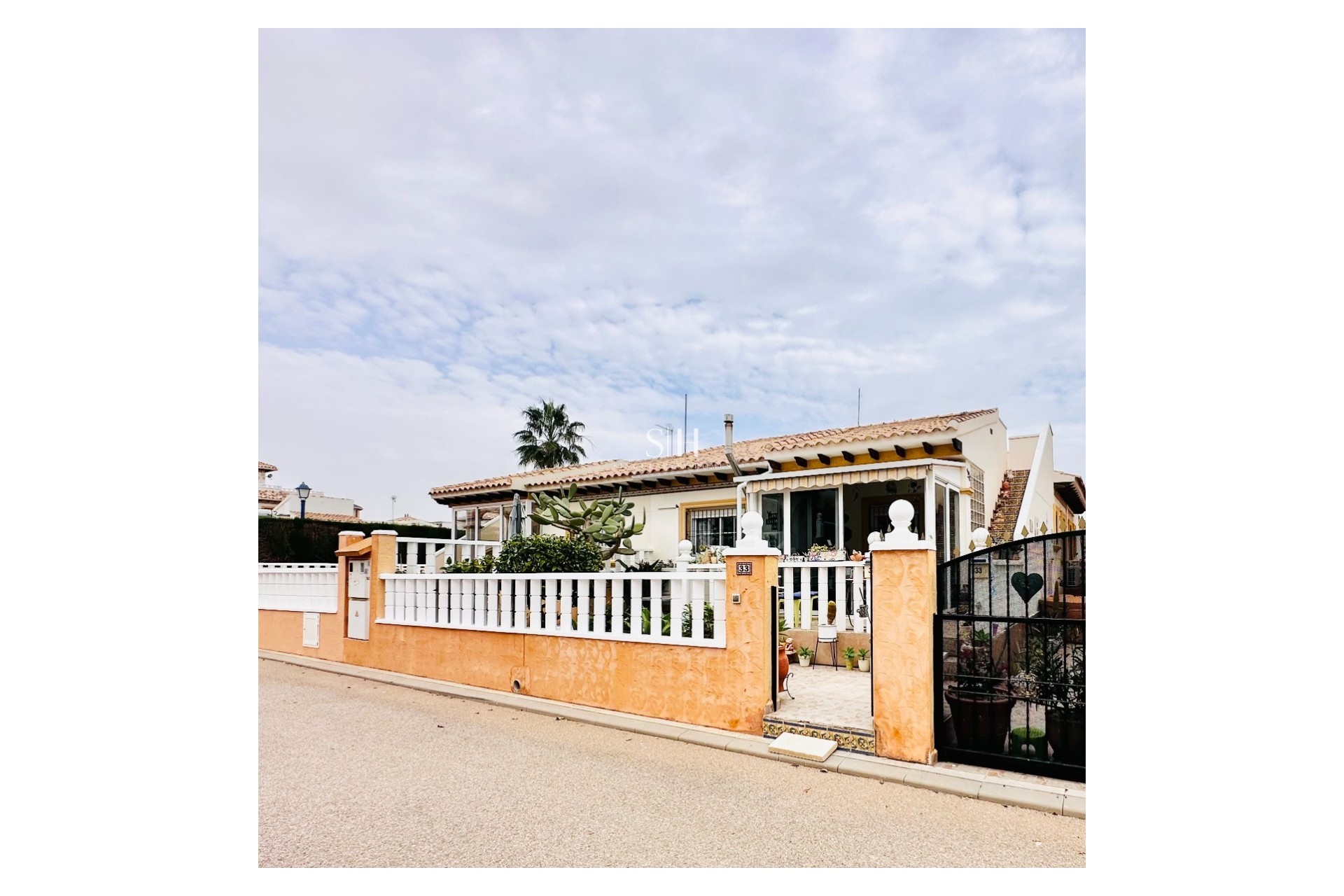 Перепродажа - Villa - Orihuela Costa - Lomas de Cabo Roig