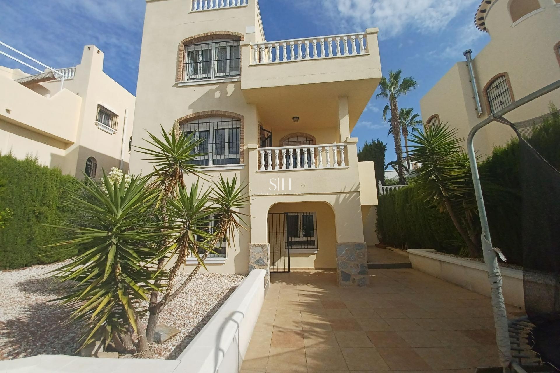 Перепродажа - Villa - Orihuela Costa - Lomas de Cabo Roig