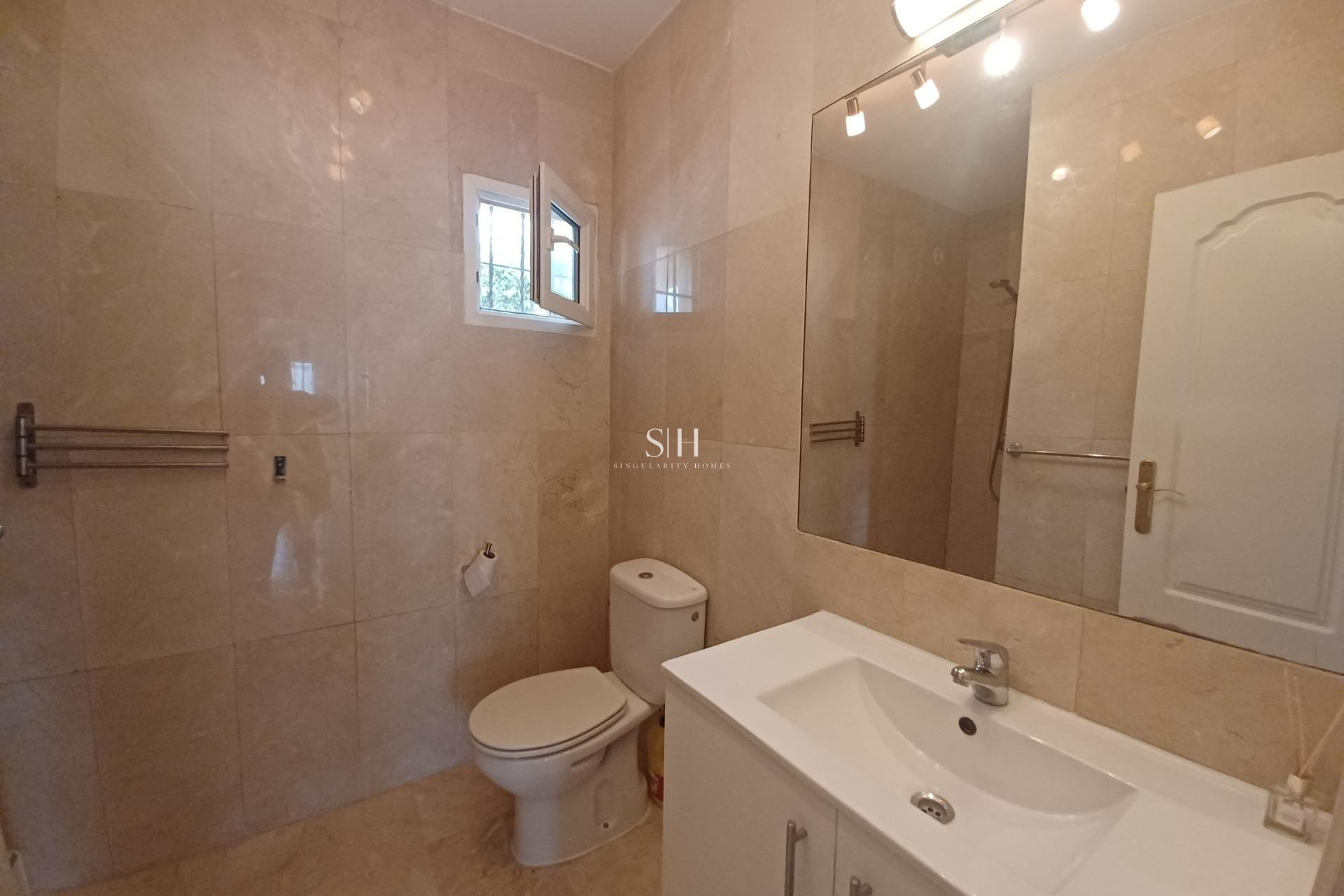 Перепродажа - Villa - Orihuela Costa - Lomas de Cabo Roig