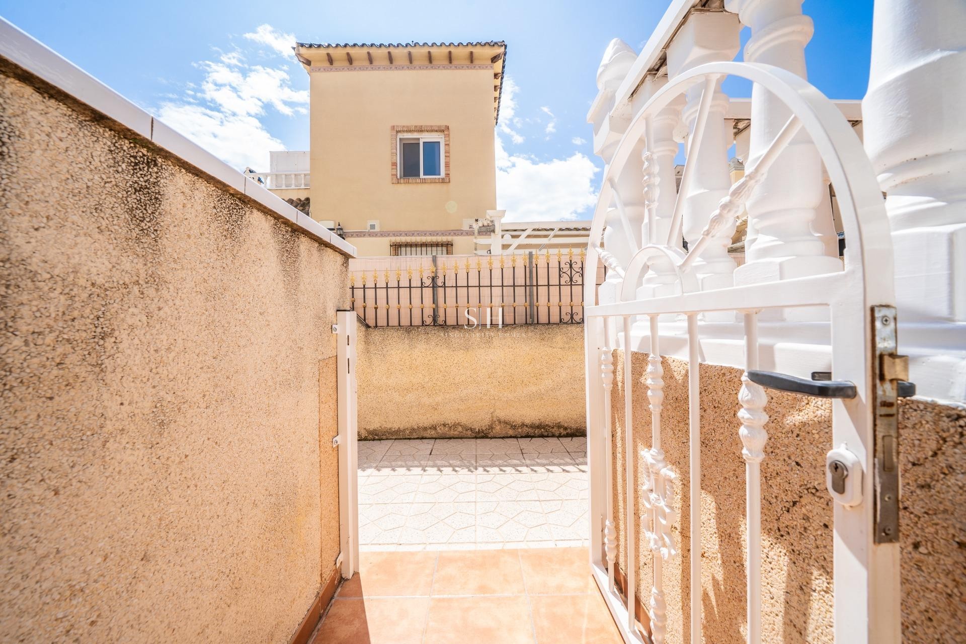 Перепродажа - Villa - Orihuela Costa - Los Almendros-la Florida