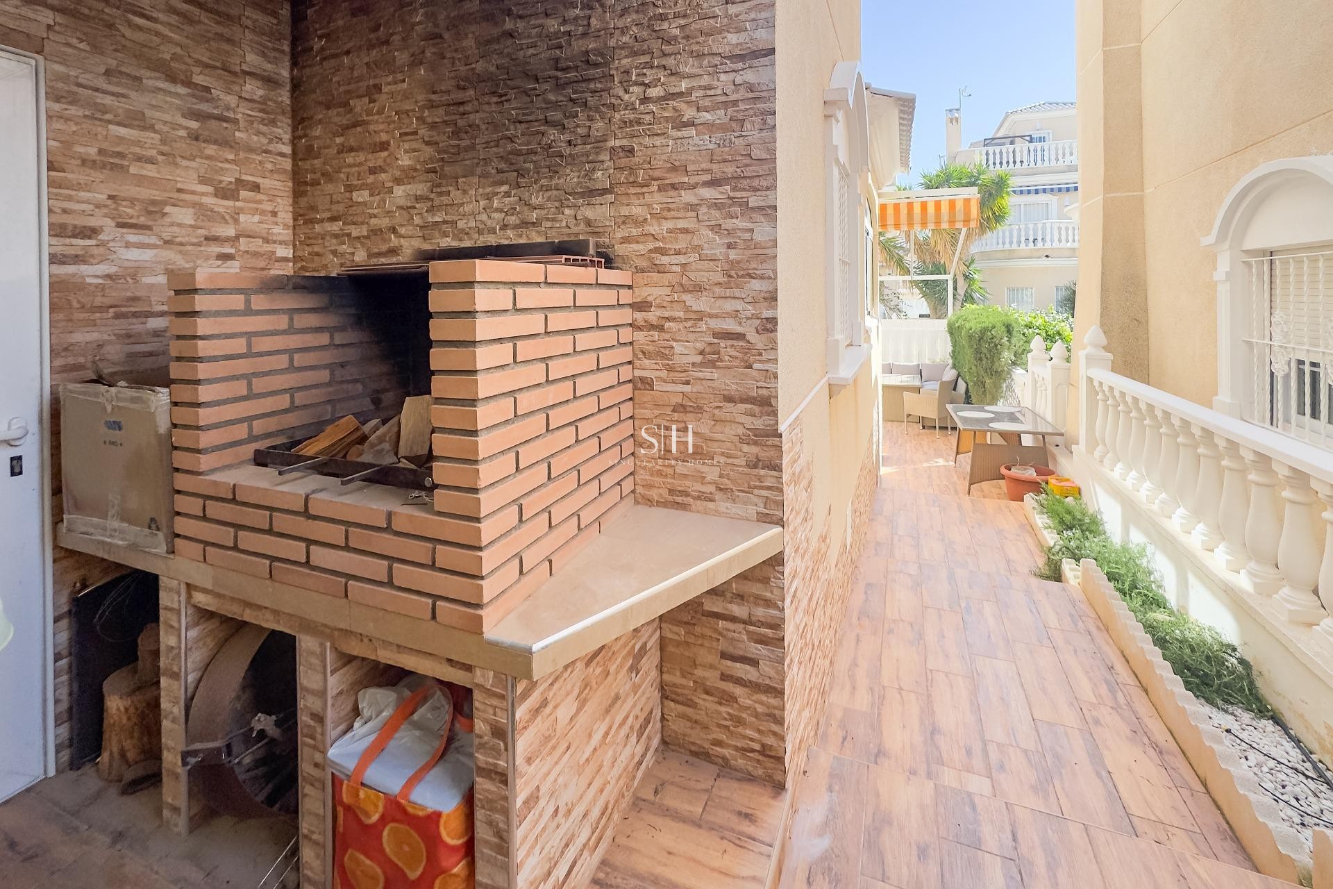 Перепродажа - Villa - Orihuela Costa - Los Almendros-la Florida