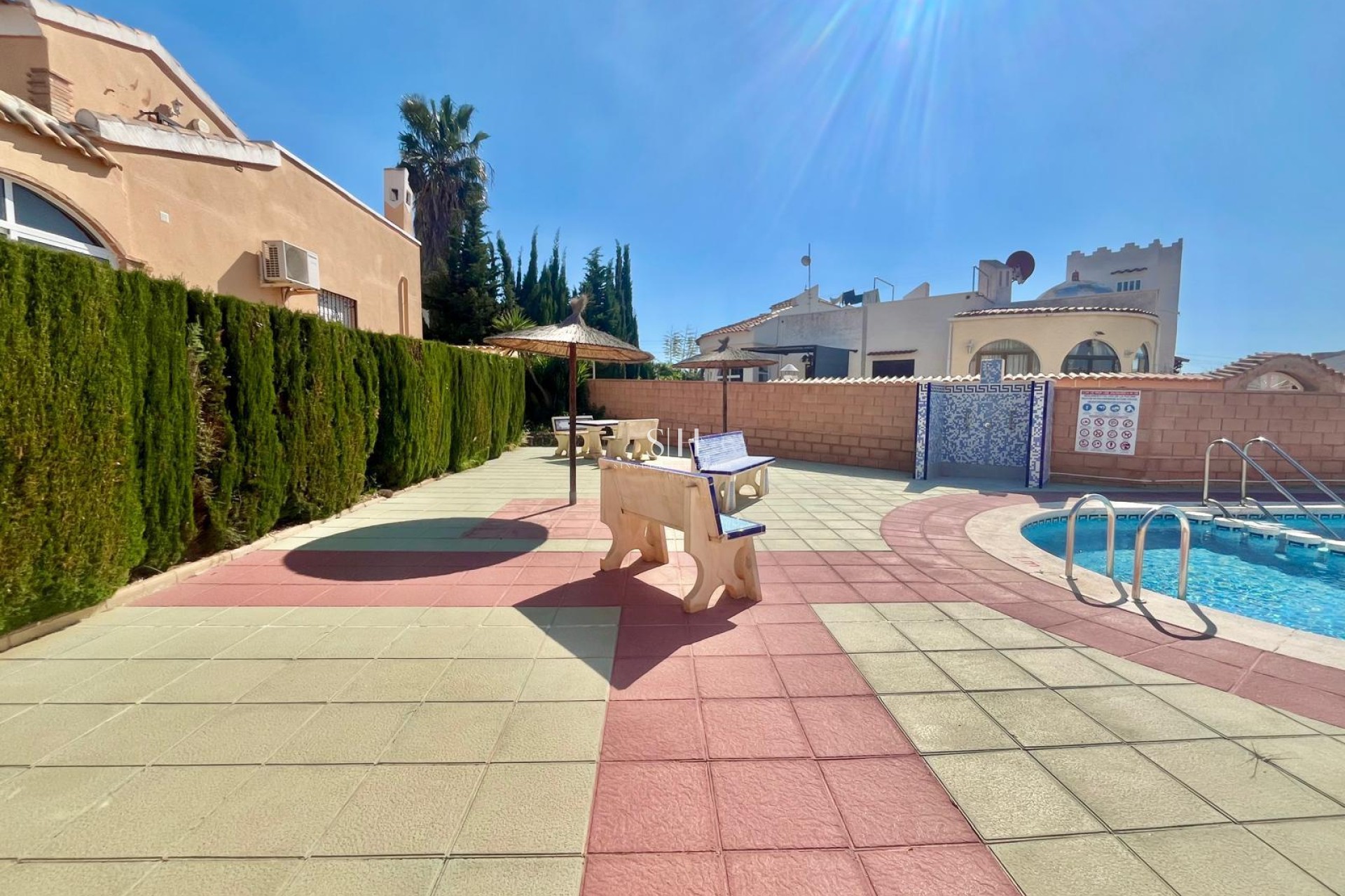 Перепродажа - Villa - Orihuela Costa - Los Almendros-la Florida