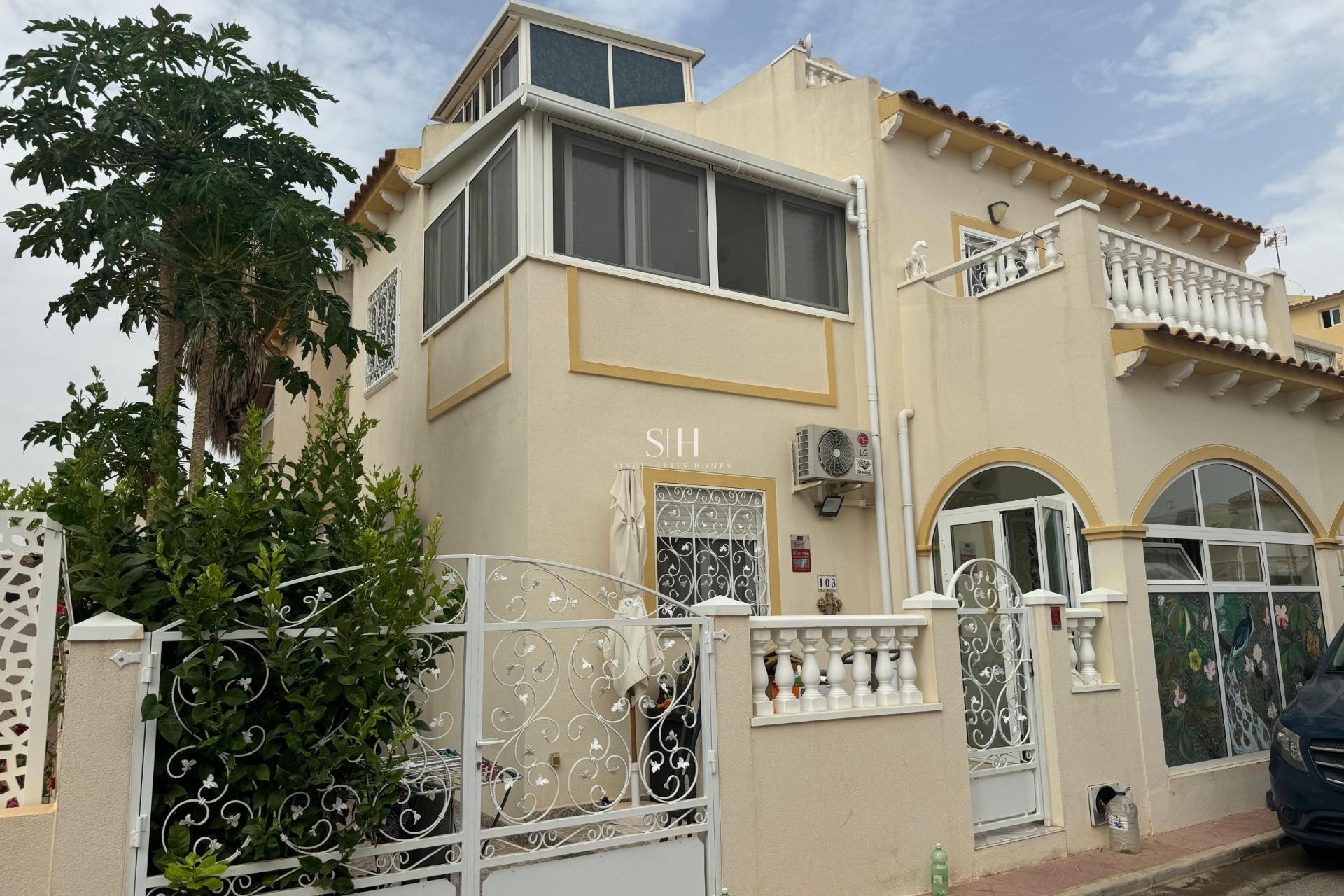 Перепродажа - Villa - Orihuela Costa - Los Dolses