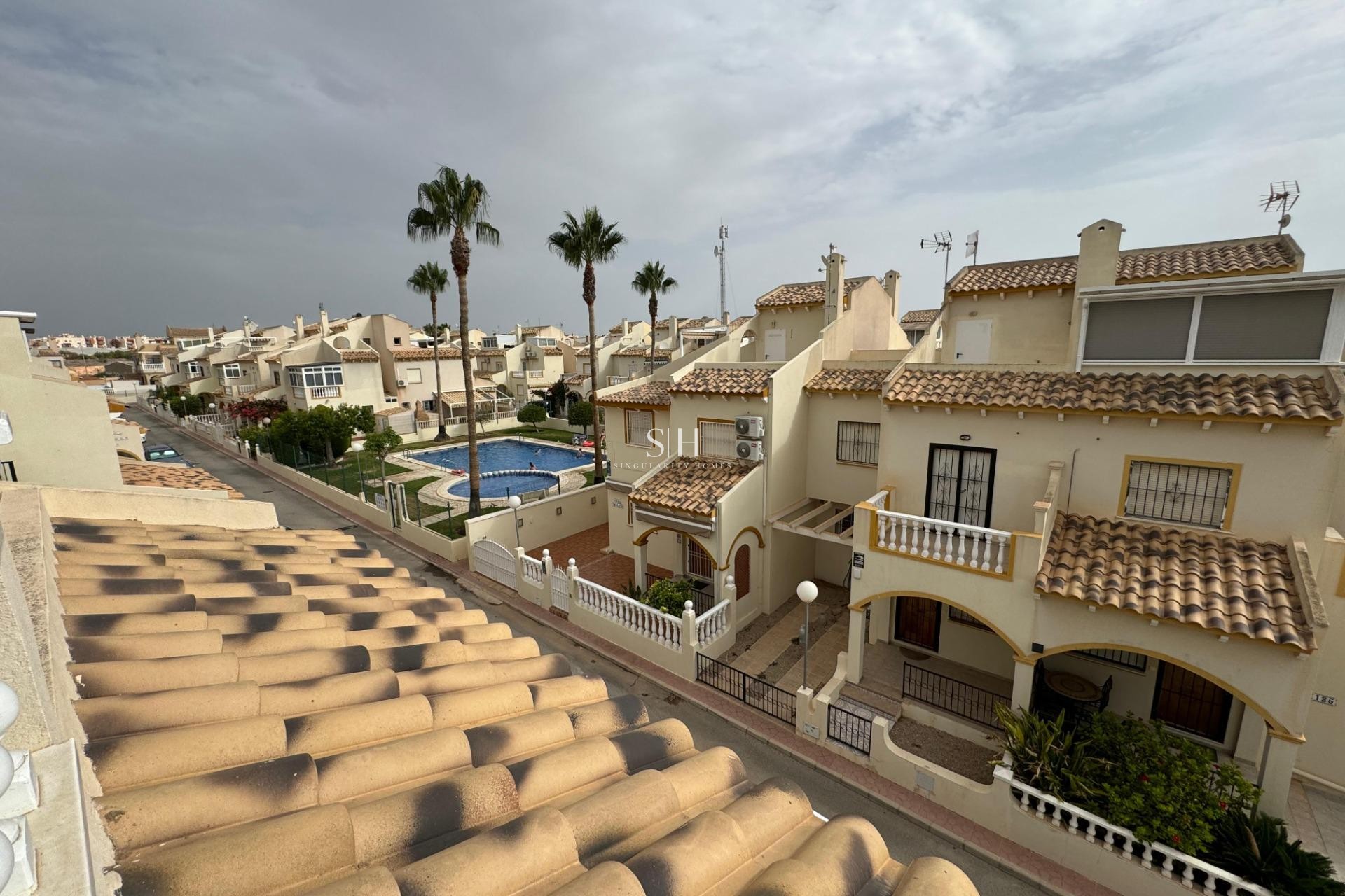 Перепродажа - Villa - Orihuela Costa - Los Dolses