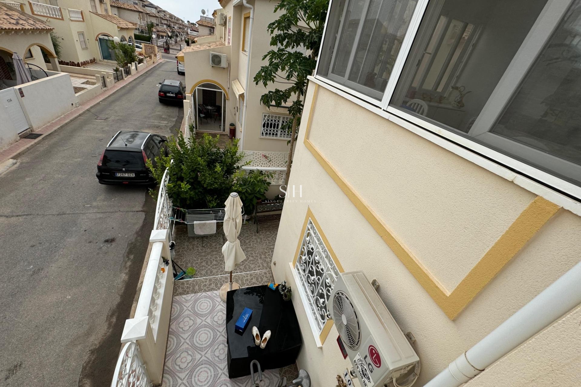 Перепродажа - Villa - Orihuela Costa - Los Dolses