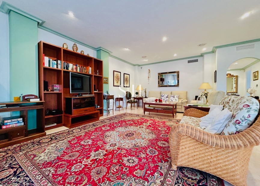 Перепродажа - Villa - Orihuela Costa - Orihuela