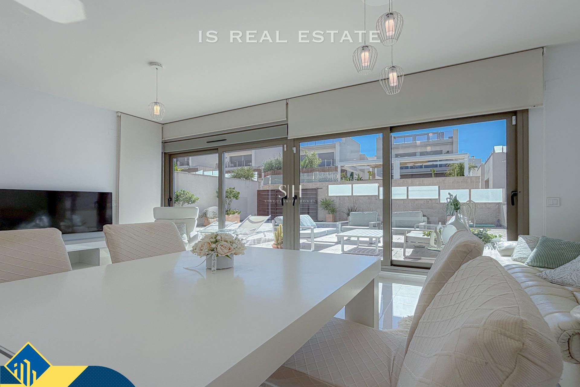 Перепродажа - Villa - Orihuela Costa - PAU 26