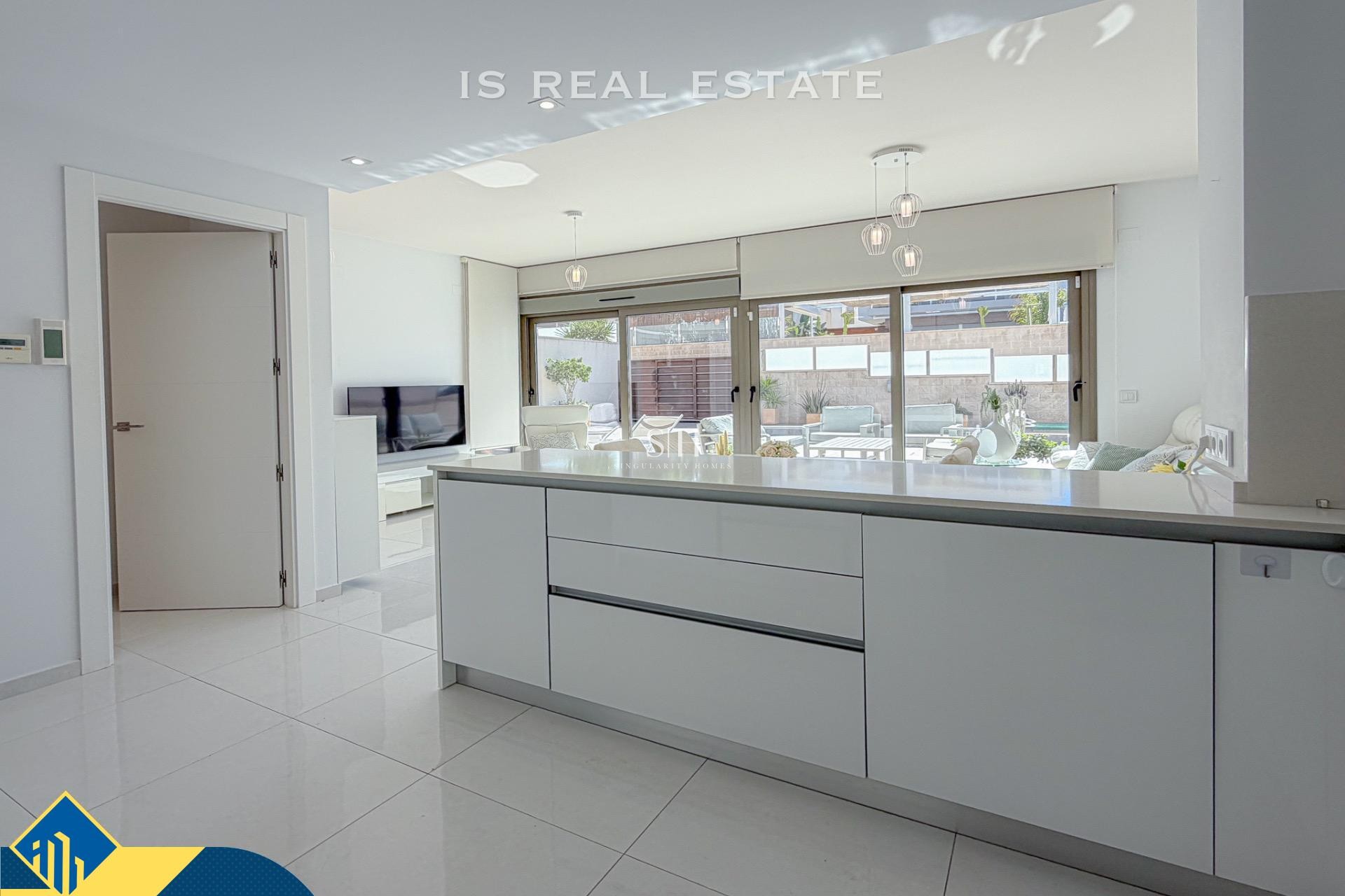 Перепродажа - Villa - Orihuela Costa - PAU 26
