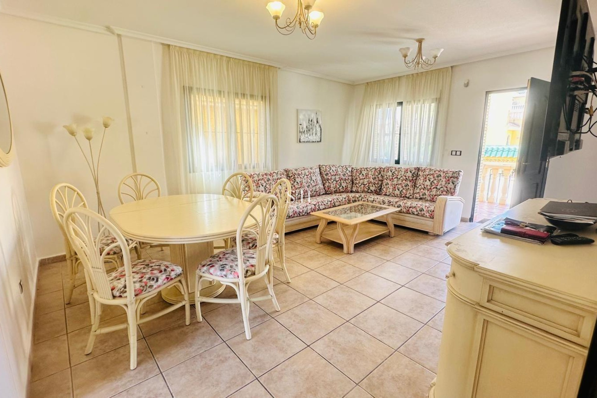 Перепродажа - Villa - Orihuela Costa - PAU 8