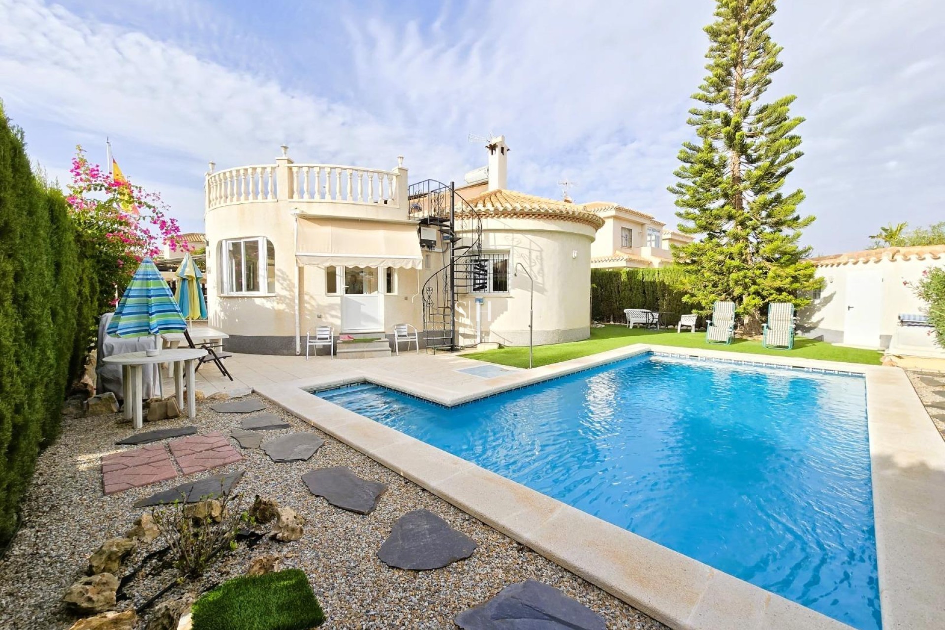 Перепродажа - Villa - Orihuela Costa - Playa Flamenca