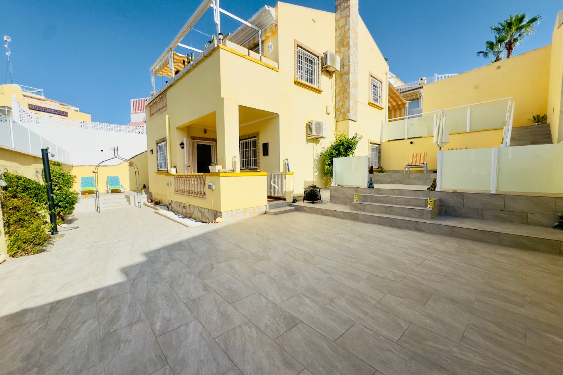 Перепродажа - Villa - Orihuela Costa - Playa Flamenca