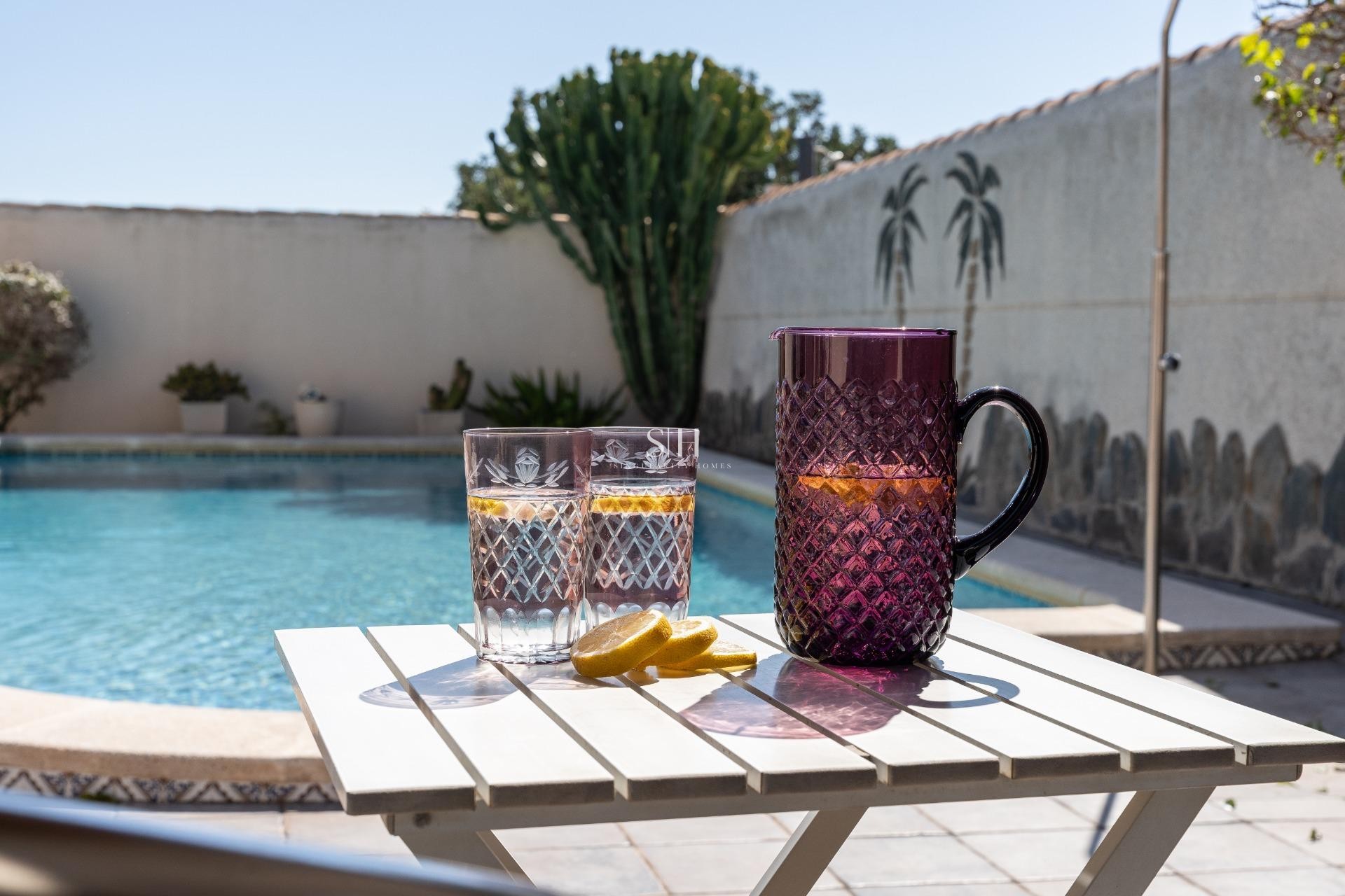 Перепродажа - Villa - Orihuela Costa - Playa Flamenca