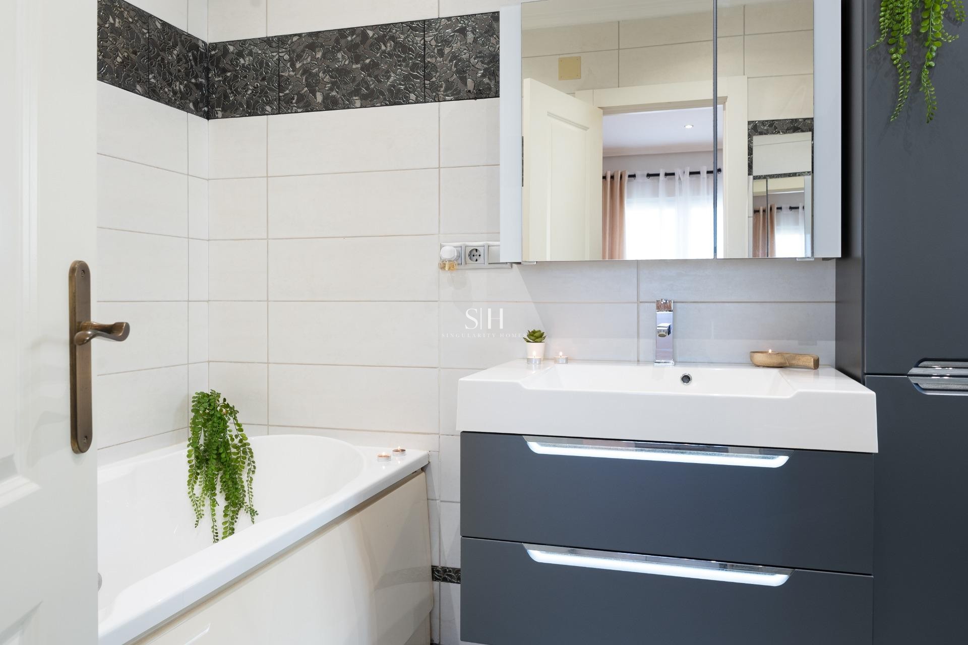 Перепродажа - Villa - Orihuela Costa - Playa Flamenca