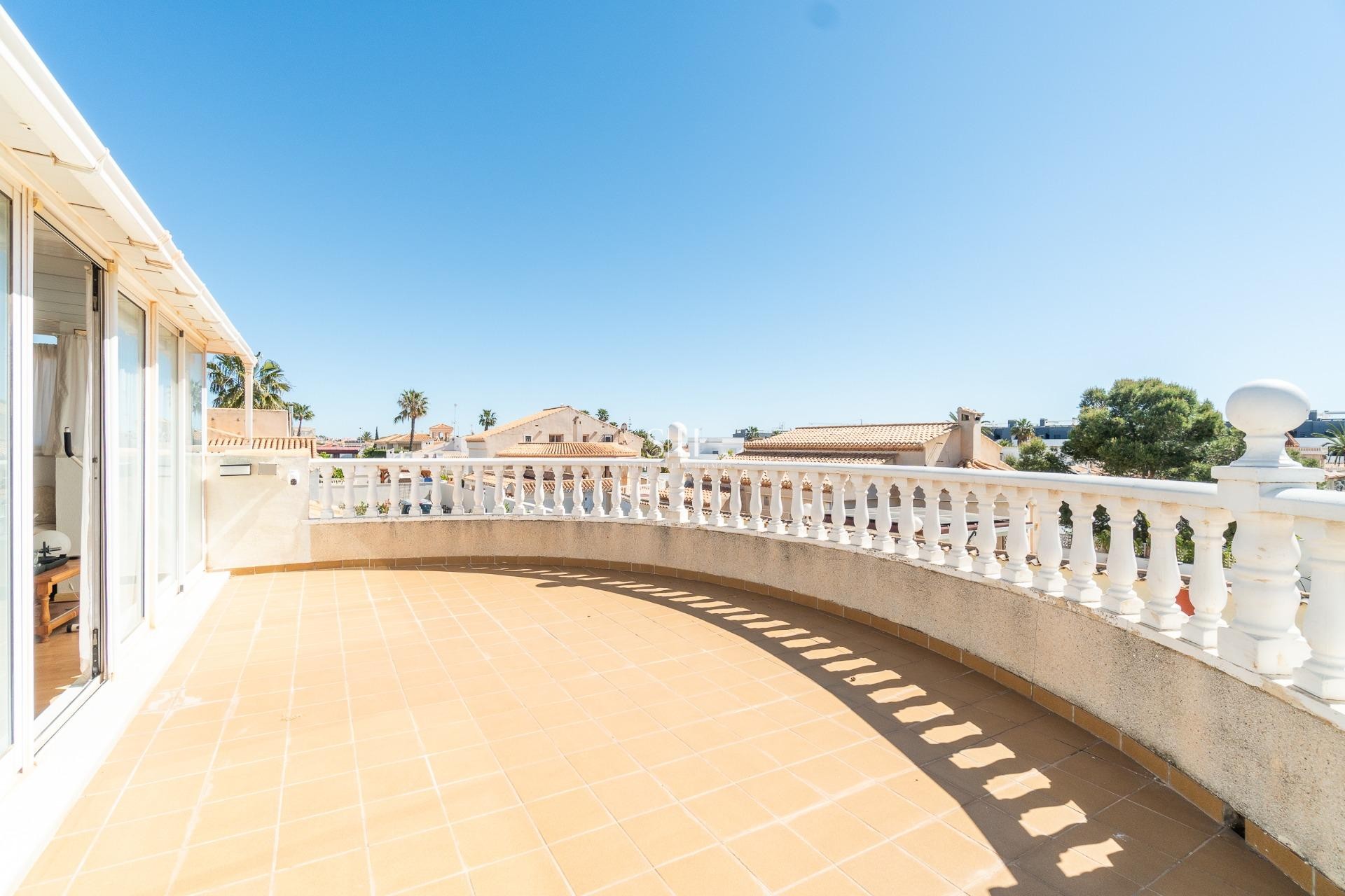 Перепродажа - Villa - Orihuela Costa - Playa Flamenca