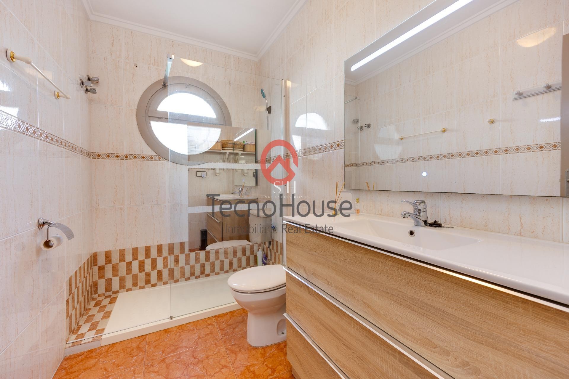 Перепродажа - Villa - Orihuela Costa - Playa Flamenca