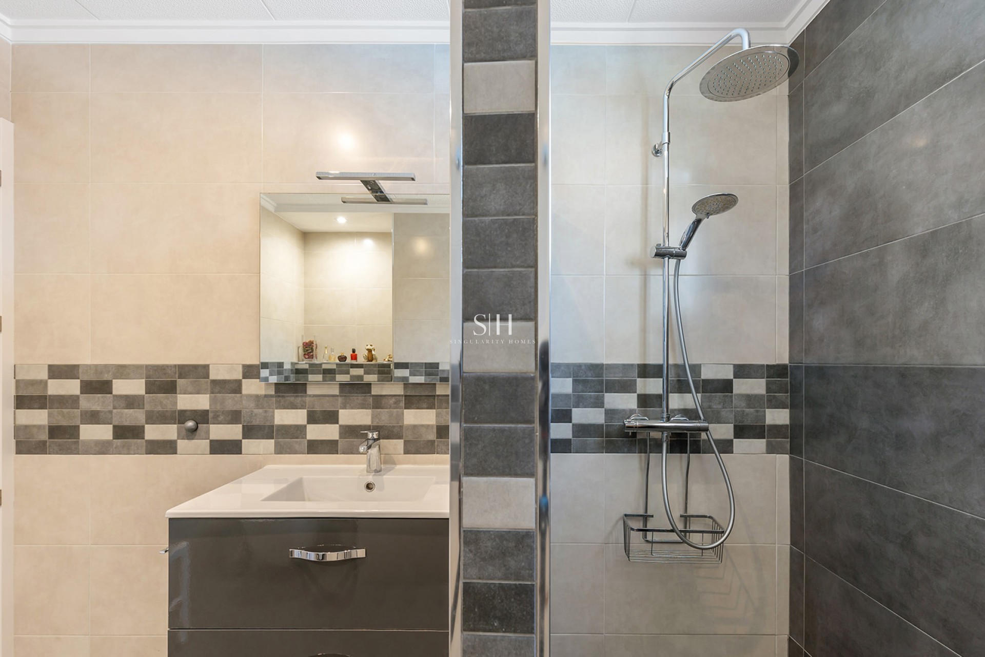 Перепродажа - Villa - Orihuela Costa - Punta Prima