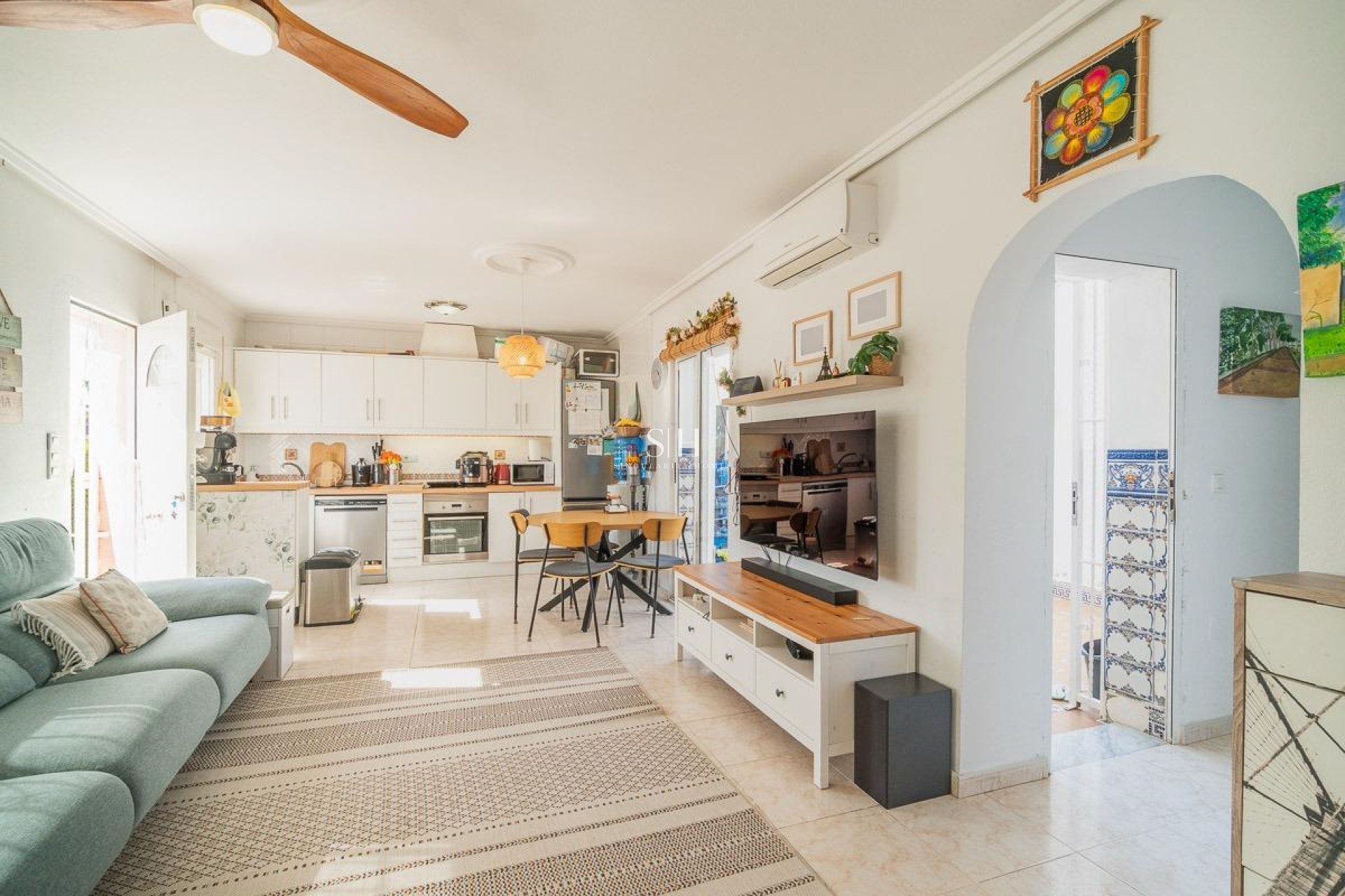 Перепродажа - Villa - Orihuela Costa - Punta Prima