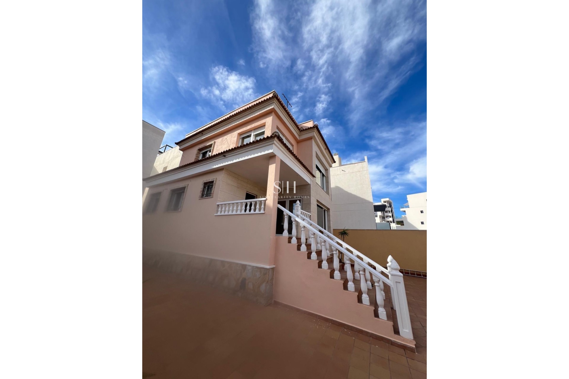 Перепродажа - Villa - Orihuela Costa - Villamartín-las Filipinas