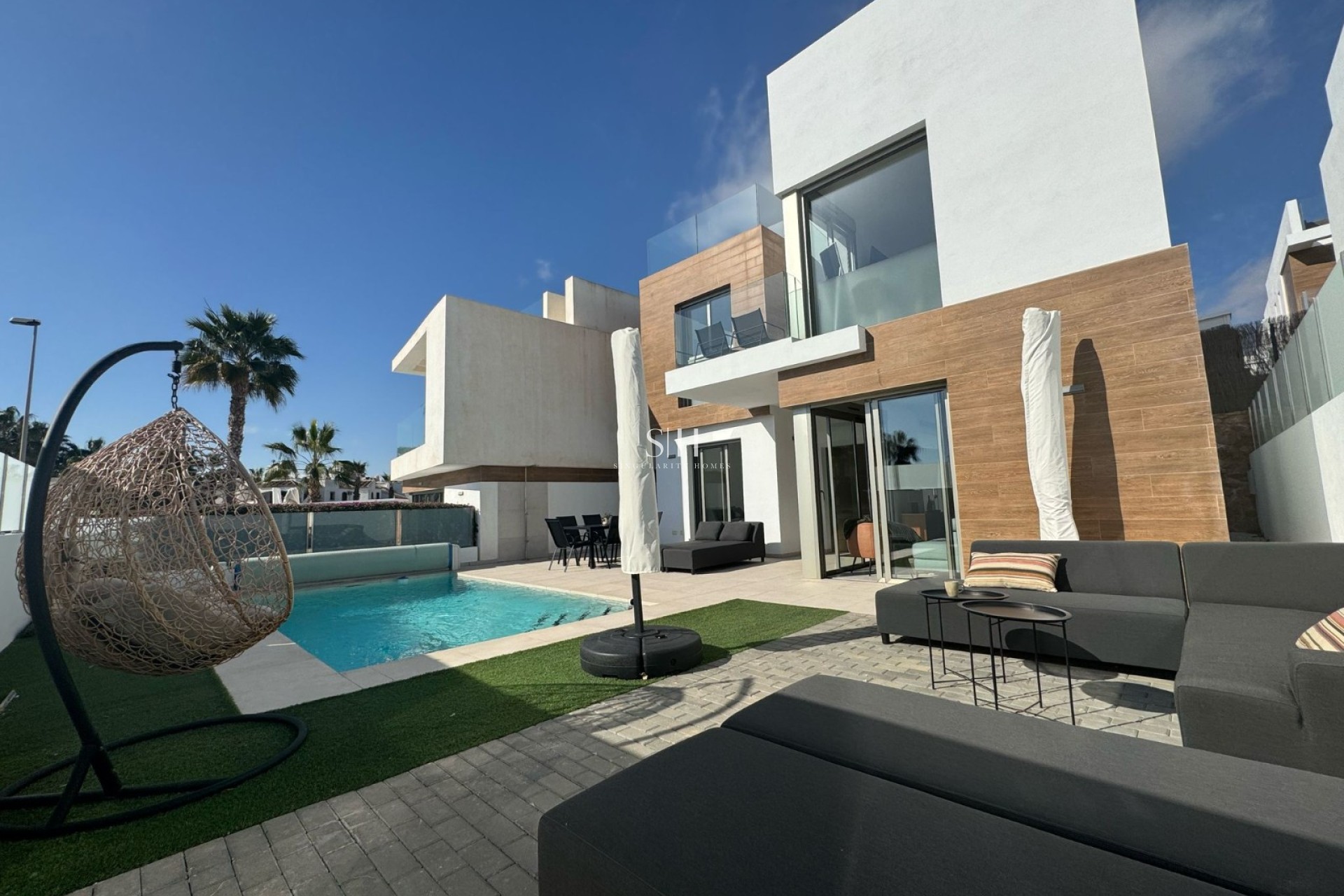 Перепродажа - Villa - Orihuela Costa - Villamartín