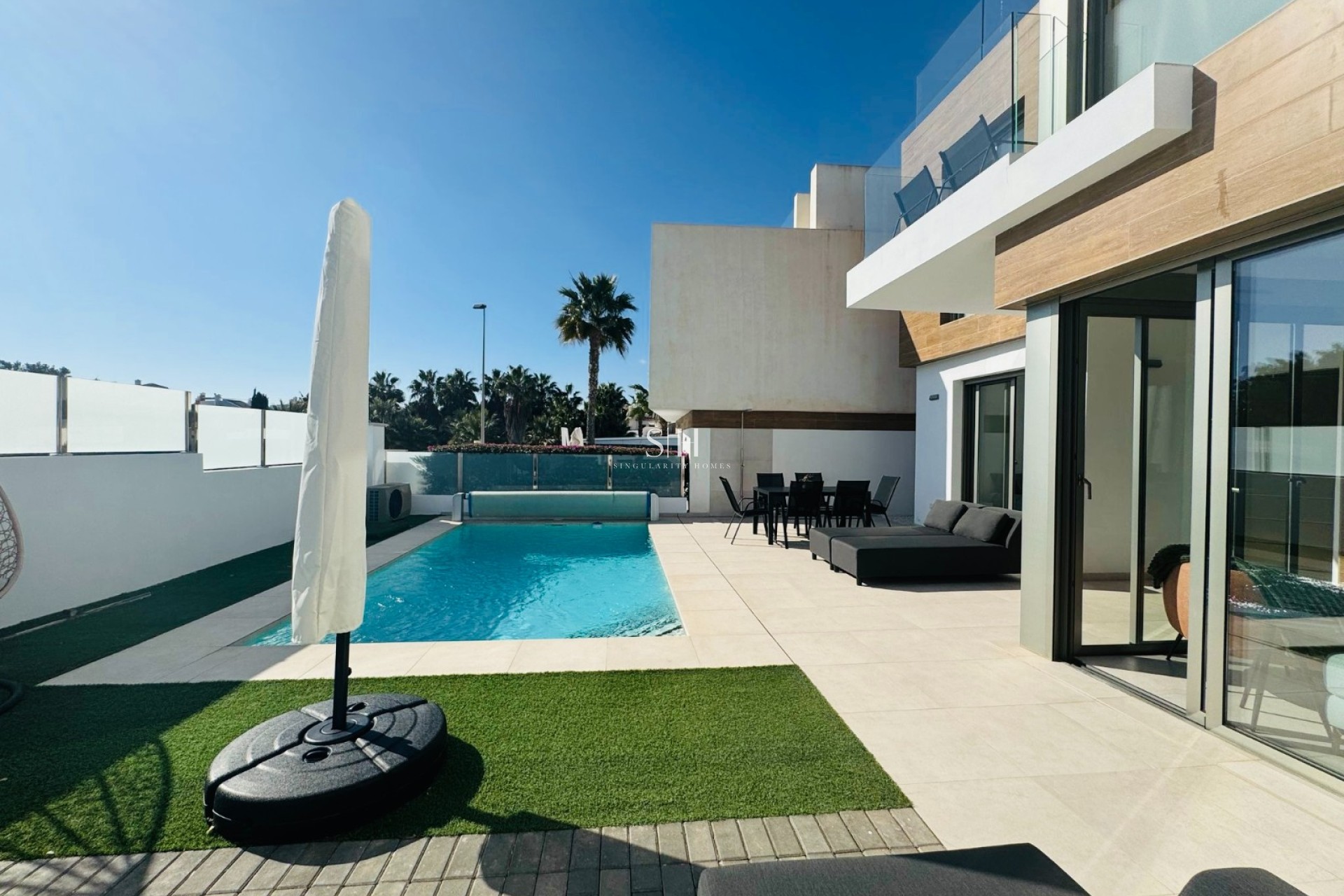 Перепродажа - Villa - Orihuela Costa - Villamartín