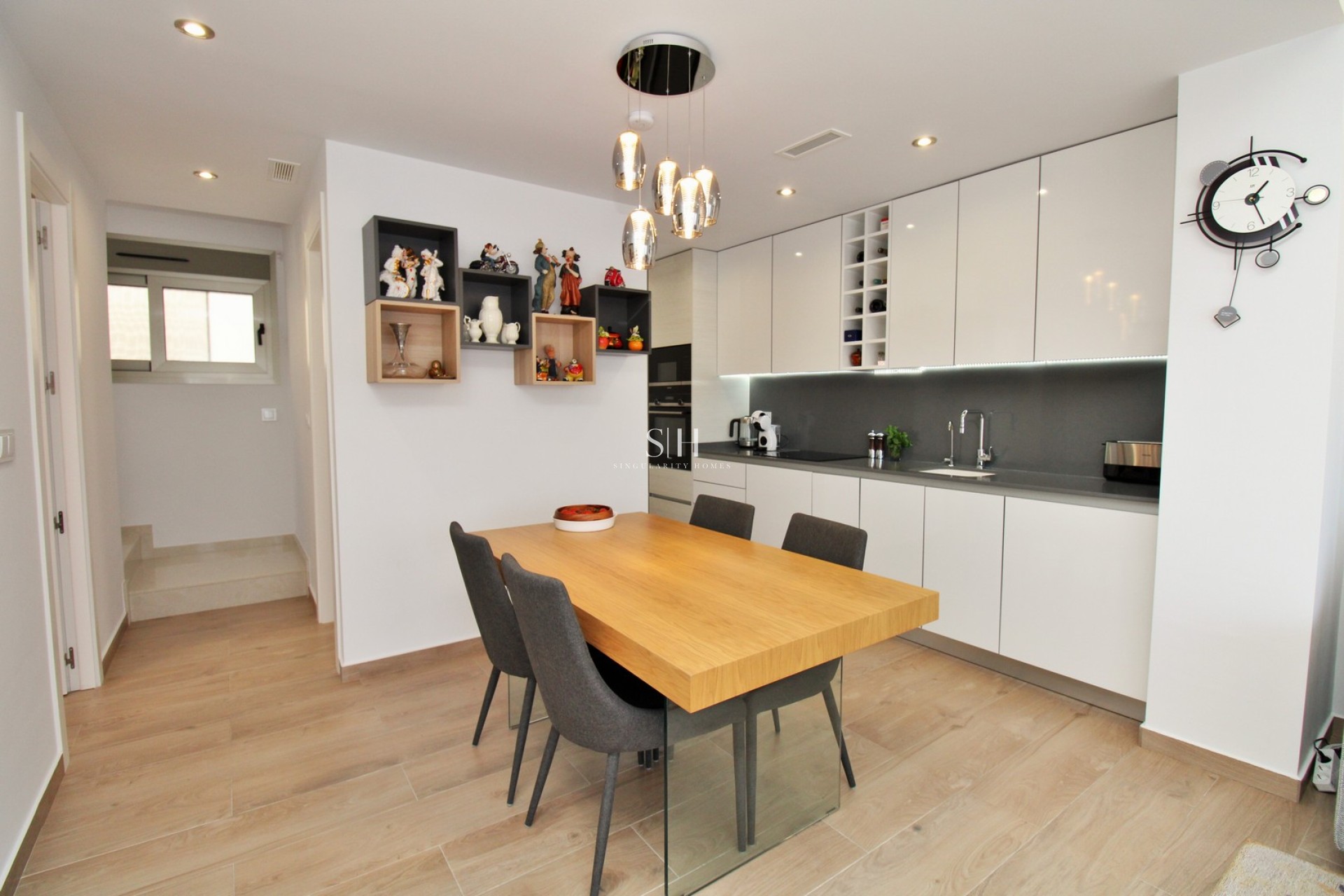 Перепродажа - Villa - Orihuela Costa - Villamartin