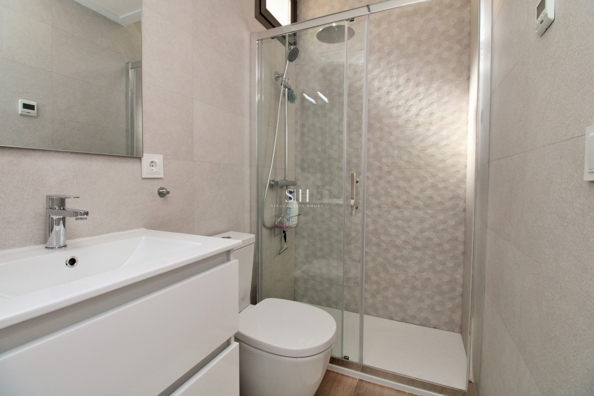 Перепродажа - Villa - Orihuela Costa - Villamartin