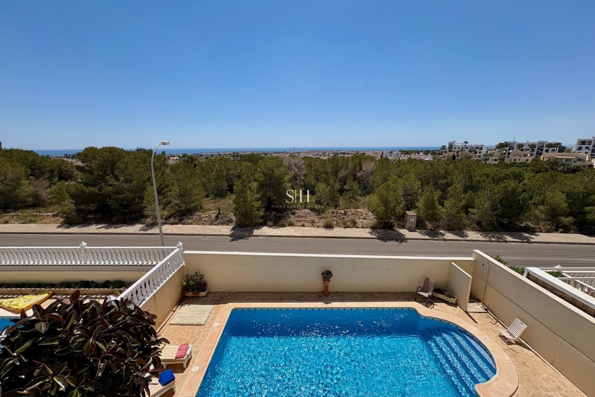 Перепродажа - Villa - Orihuela Costa - Villamartin