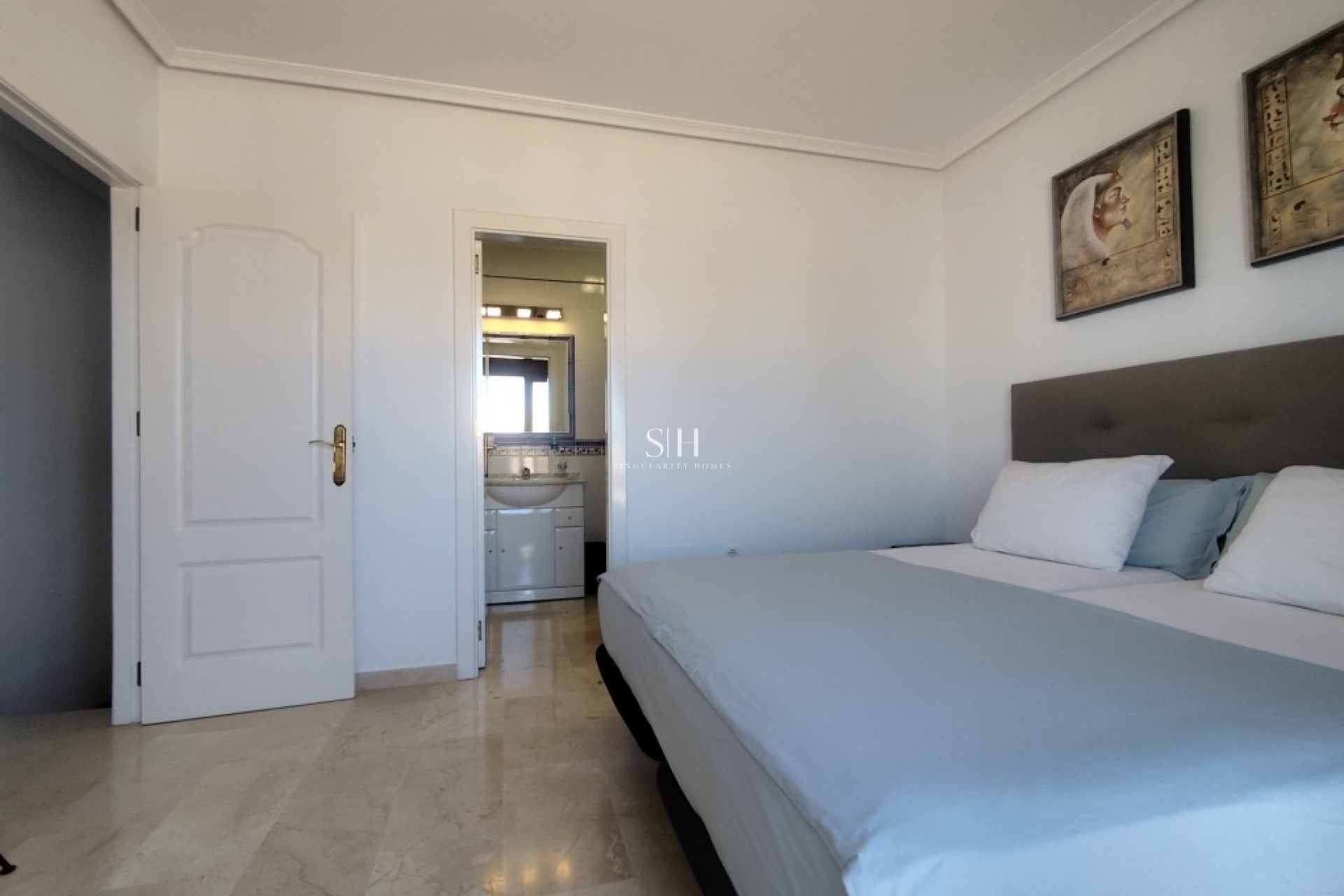 Перепродажа - Villa - Orihuela Costa - Villamartin