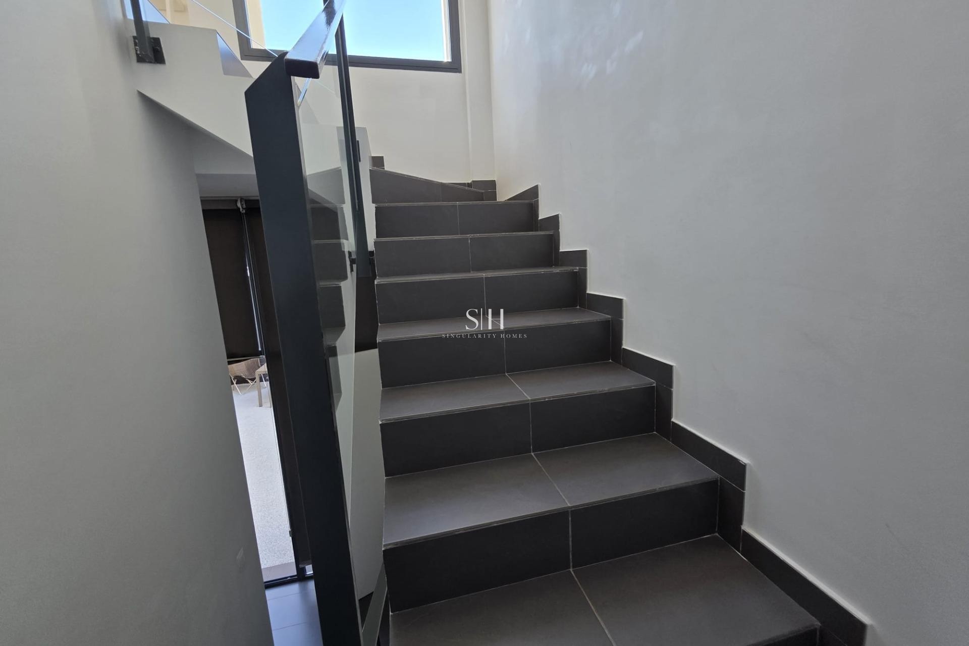 Перепродажа - Villa - Orihuela Costa - Villamartín