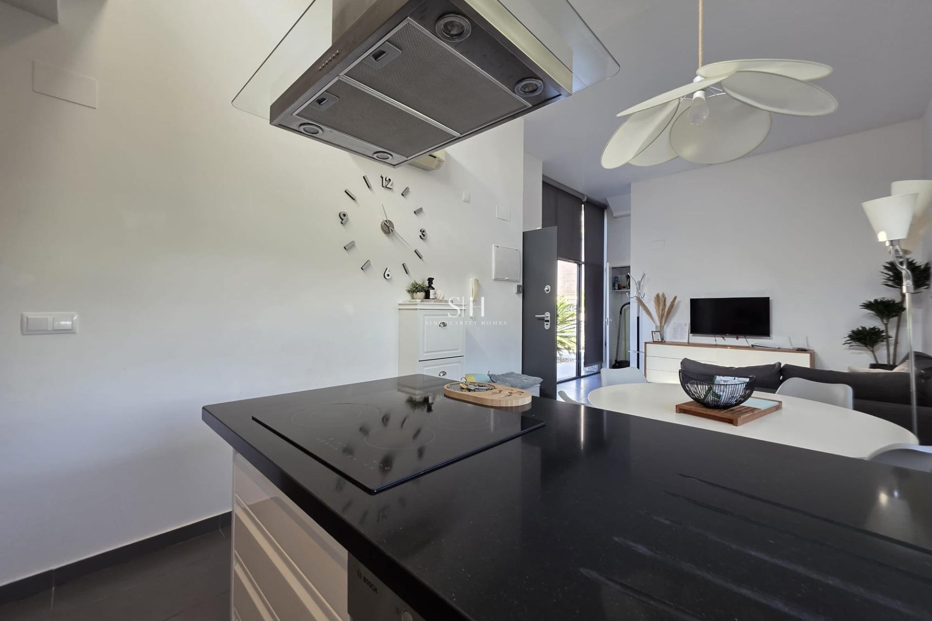 Перепродажа - Villa - Orihuela Costa - Villamartín