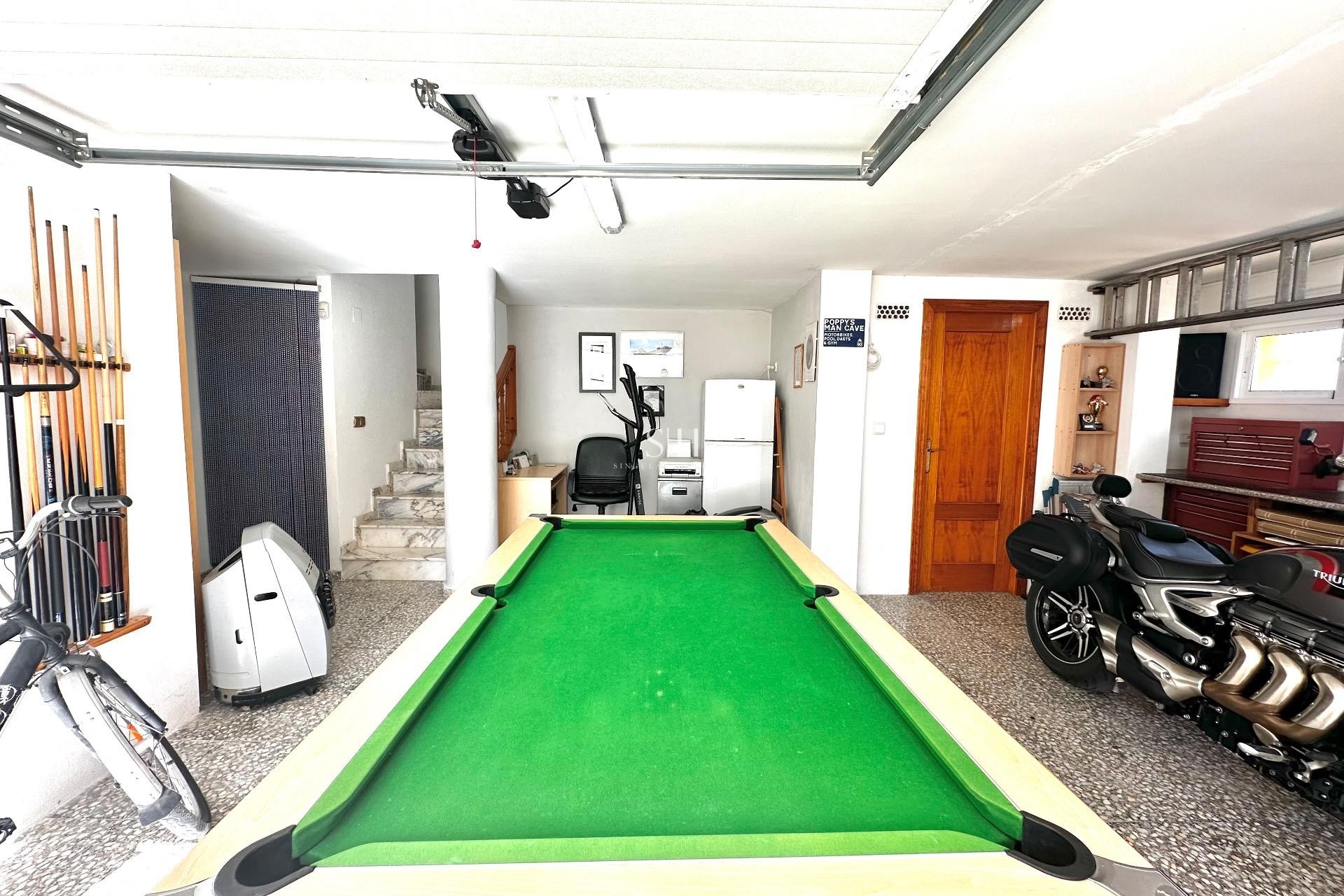 Перепродажа - Villa - Orihuela Costa - Villamartín