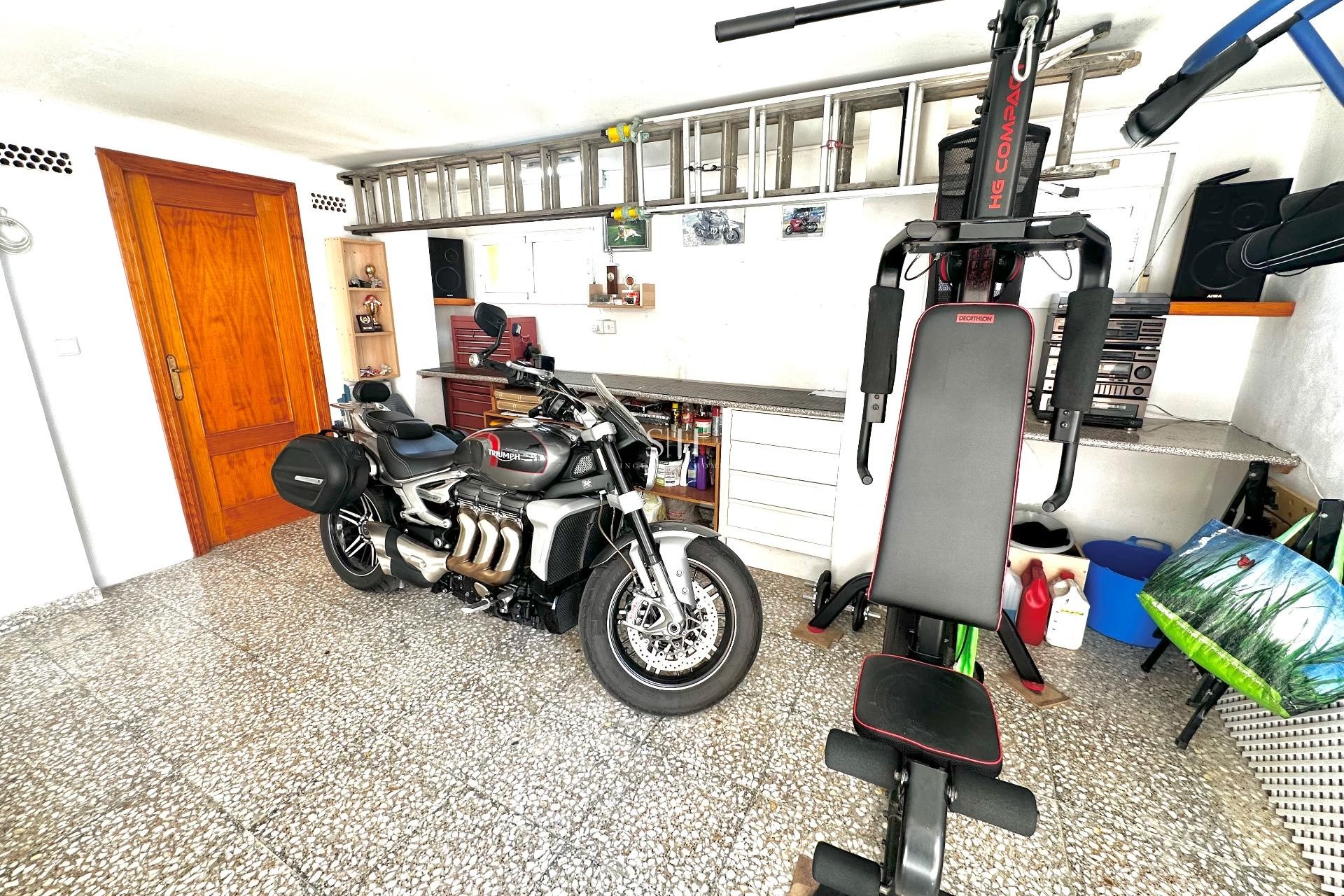 Перепродажа - Villa - Orihuela Costa - Villamartín