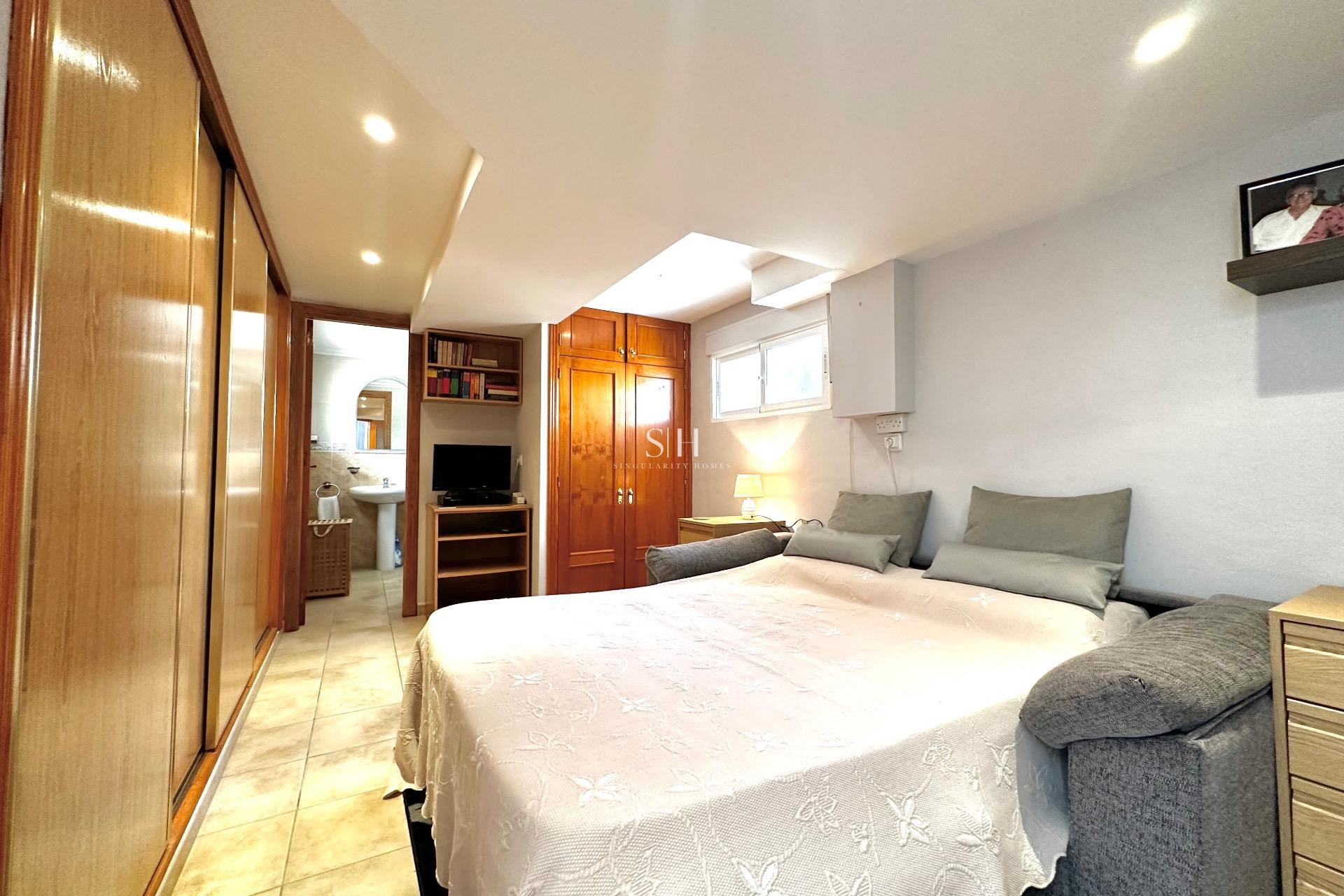 Перепродажа - Villa - Orihuela Costa - Villamartín