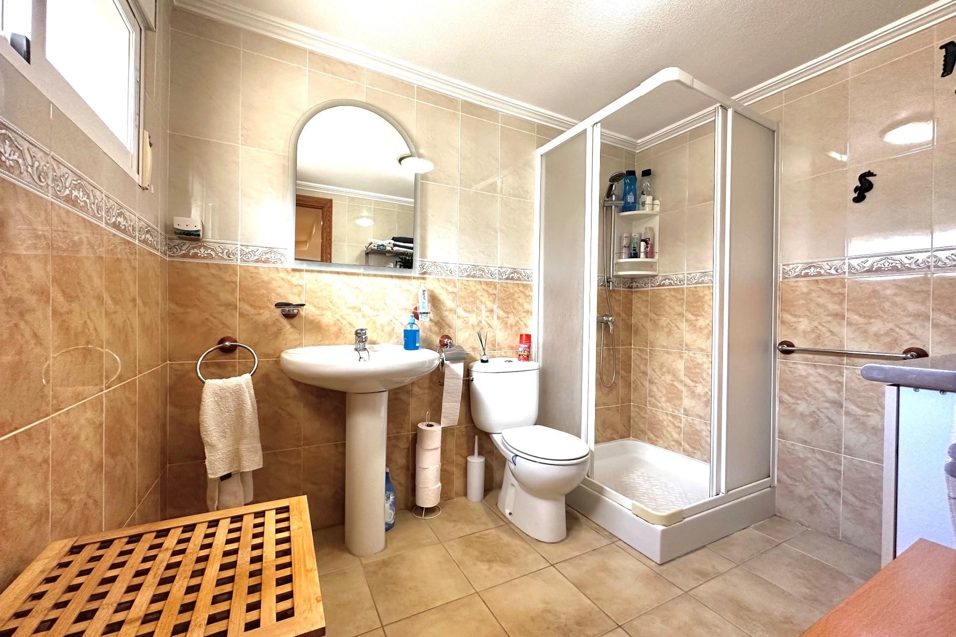 Перепродажа - Villa - Orihuela Costa - Villamartín