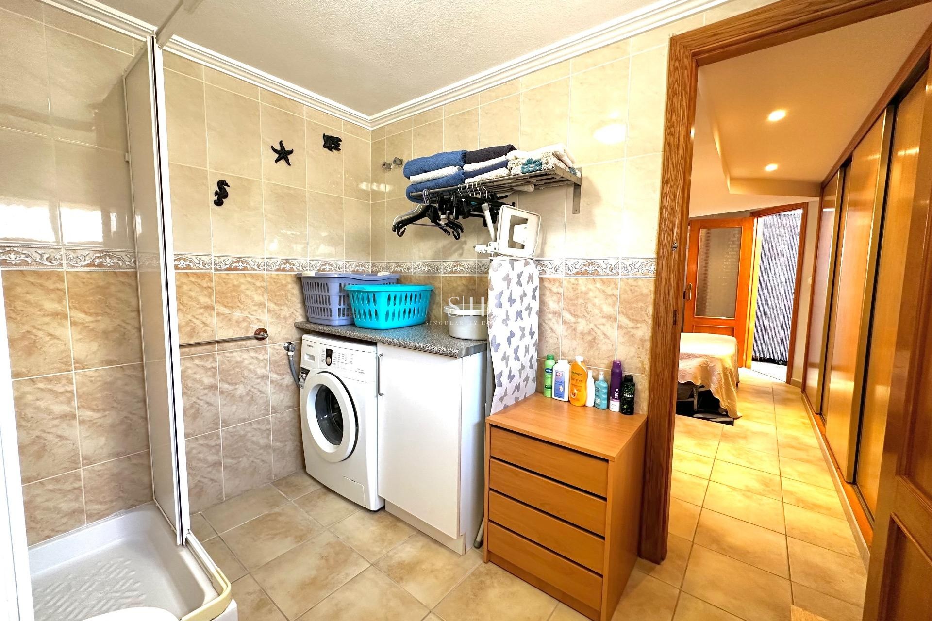 Перепродажа - Villa - Orihuela Costa - Villamartín