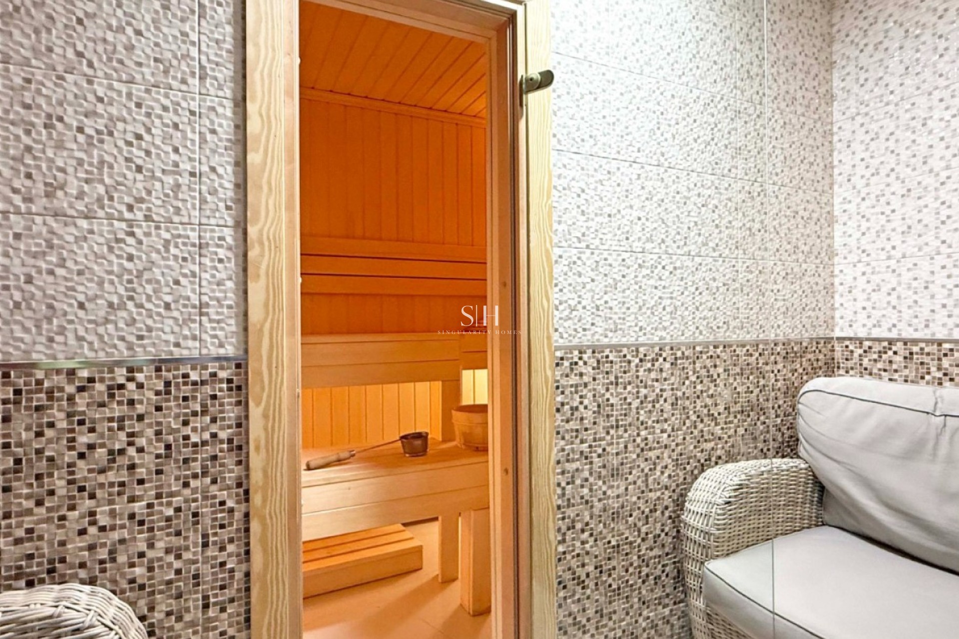 Перепродажа - Villa - Orihuela Costa - Villamartín