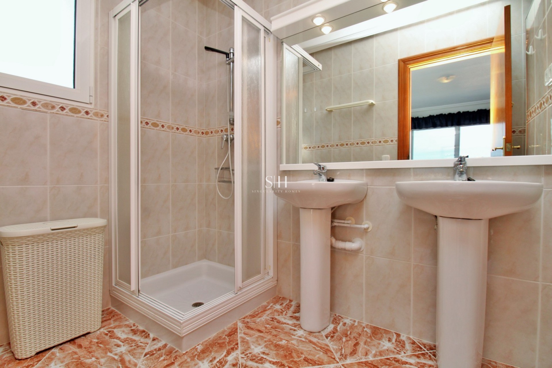 Перепродажа - Villa - Orihuela Costa - Villamartin