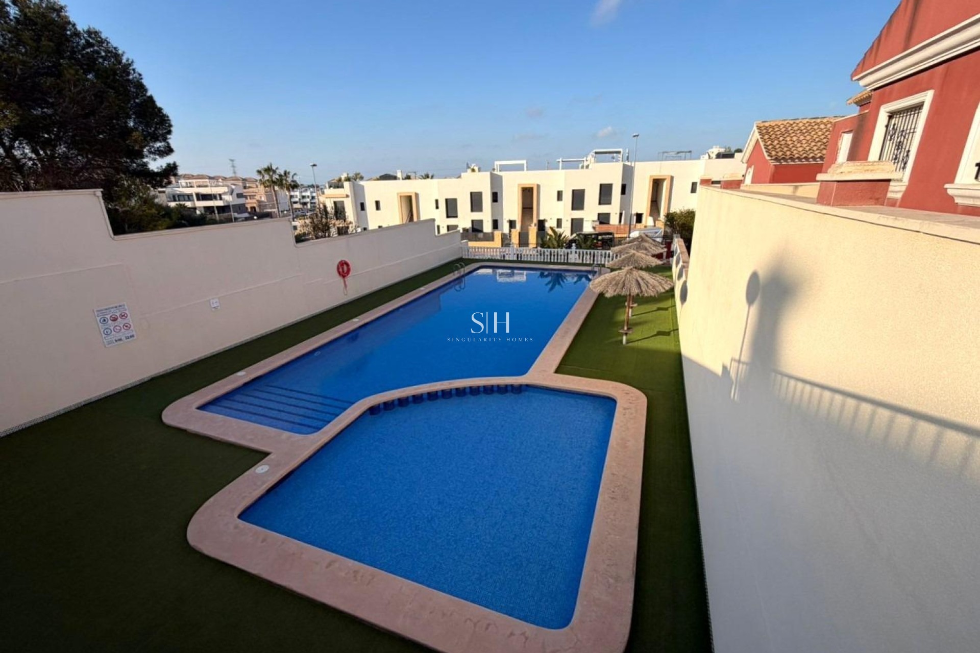 Перепродажа - Villa - Orihuela Costa - Villamartín