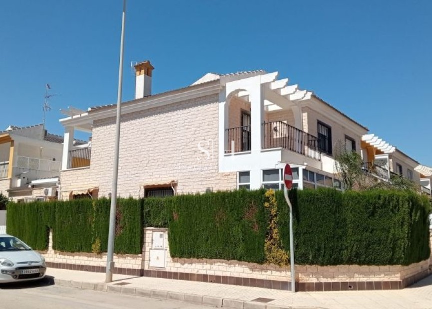 Перепродажа - Villa - Pilar de la Horadada - Costa Blanca