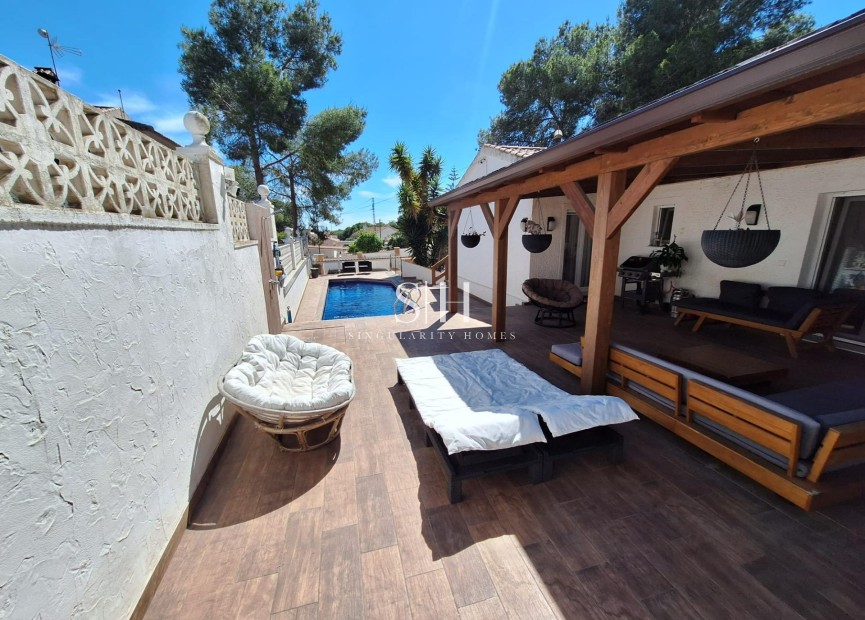 Перепродажа - Villa - Pilar de la Horadada - Pinar de Campoverde