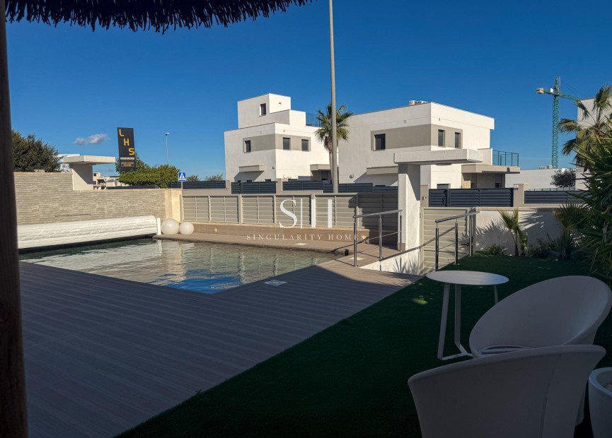 Перепродажа - Villa - San Miguel de Salinas - Bellavista