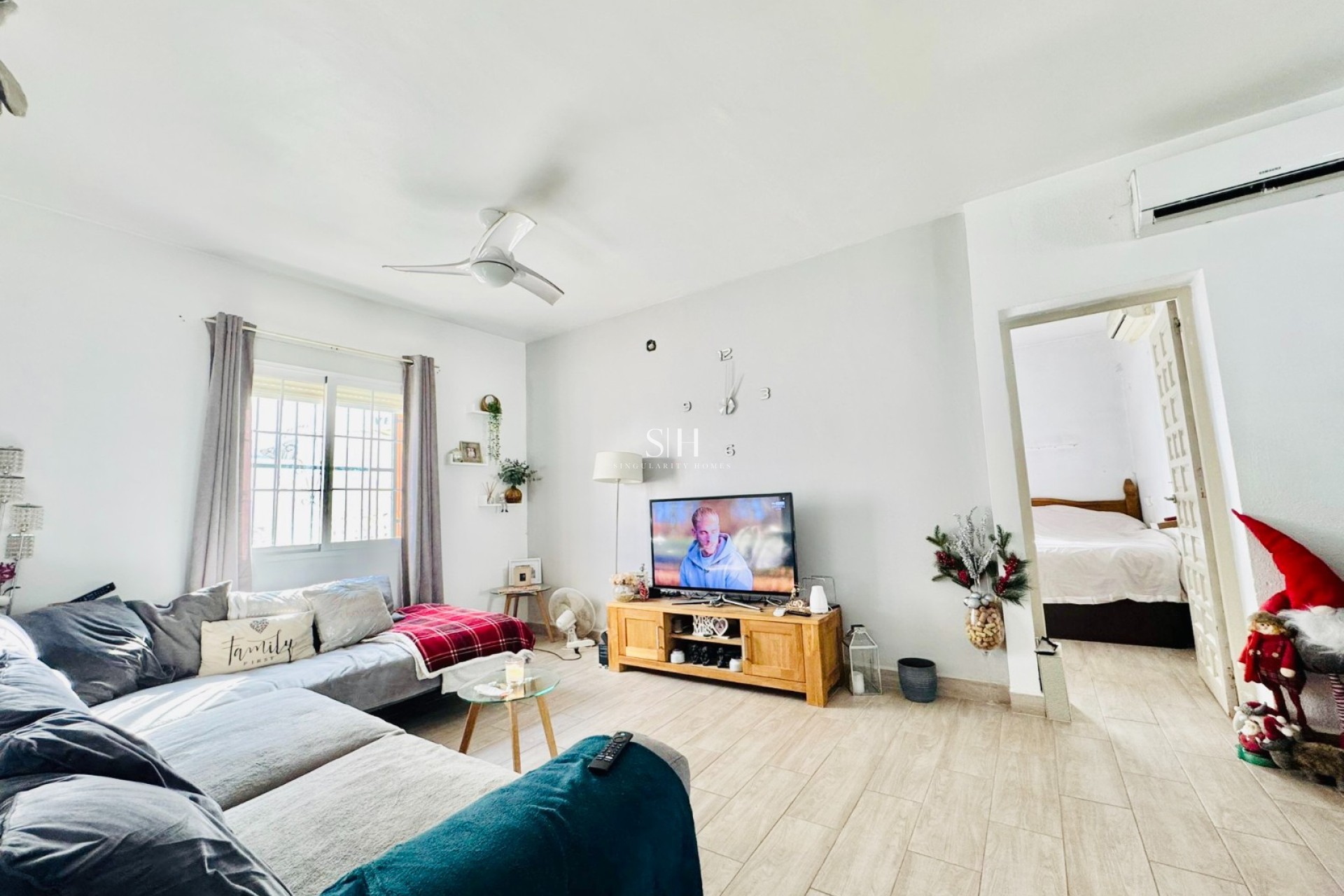 Перепродажа - Villa - San Miguel de Salinas - Blue Lagoon - El Galan