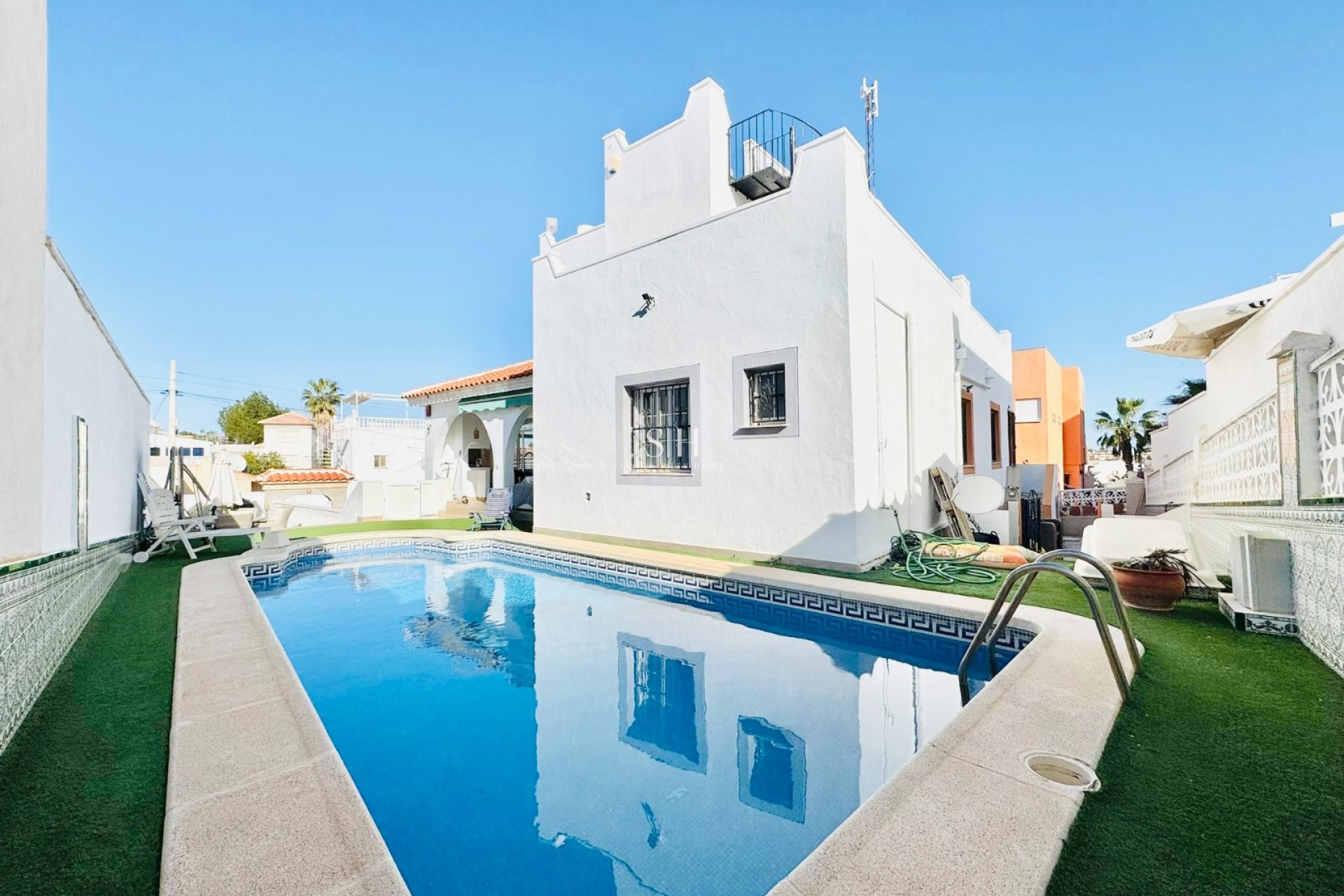 Перепродажа - Villa - San Miguel de Salinas - Blue Lagoon - El Galan